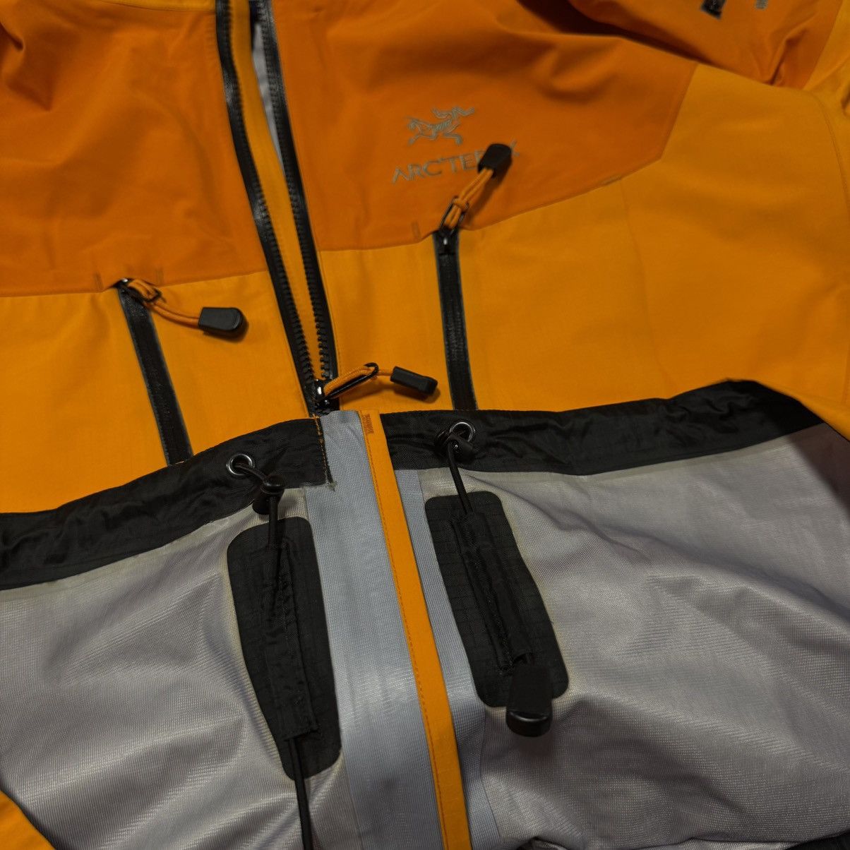 Arc'teryx Arc'teryx Alpha SV Jacket | Size XL | Orange GORE-TEX Pro Size US XL / EU 56 / 4 - 15 Thumbnail