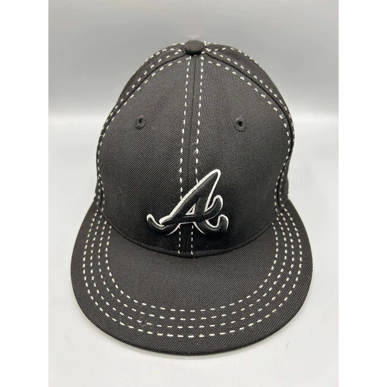 New Era Atlanta Braves Hat Men 7 3/8 Black MLB Fitted Cap Wool Size ONE SIZE - 1 Thumbnail