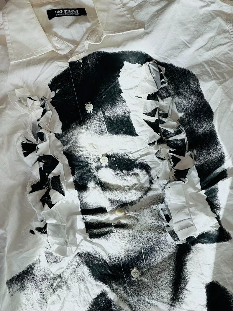 Raf Simons Raf simons SS21 Pleated Portrait Printed Shirt Size US M / EU 48-50 / 2 - 3 Thumbnail
