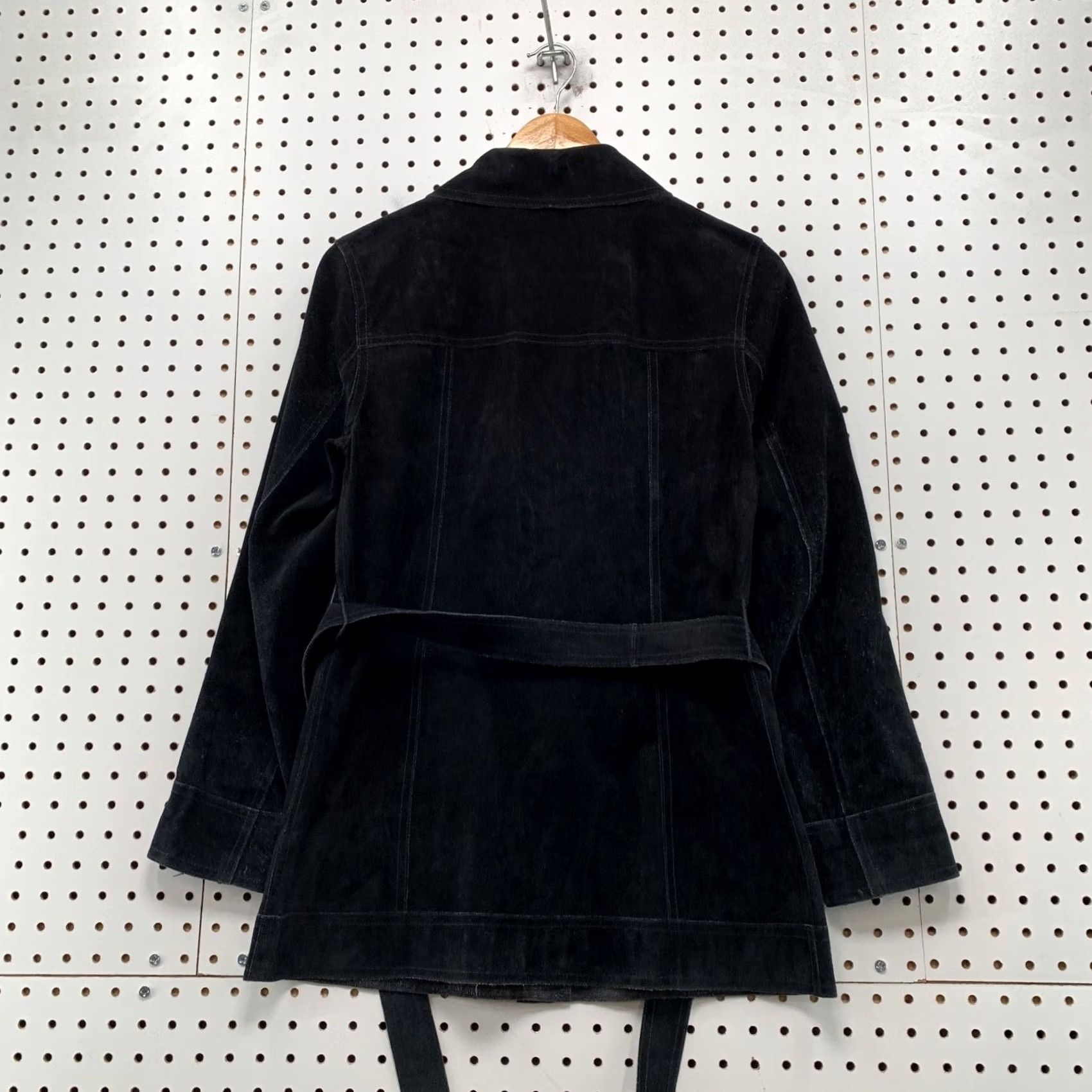 Express VINTAGE Express Suede Safari Field Jacket Womens XS/S Black Belted Utility Size S / US 4 / IT 40 - 2 Thumbnail