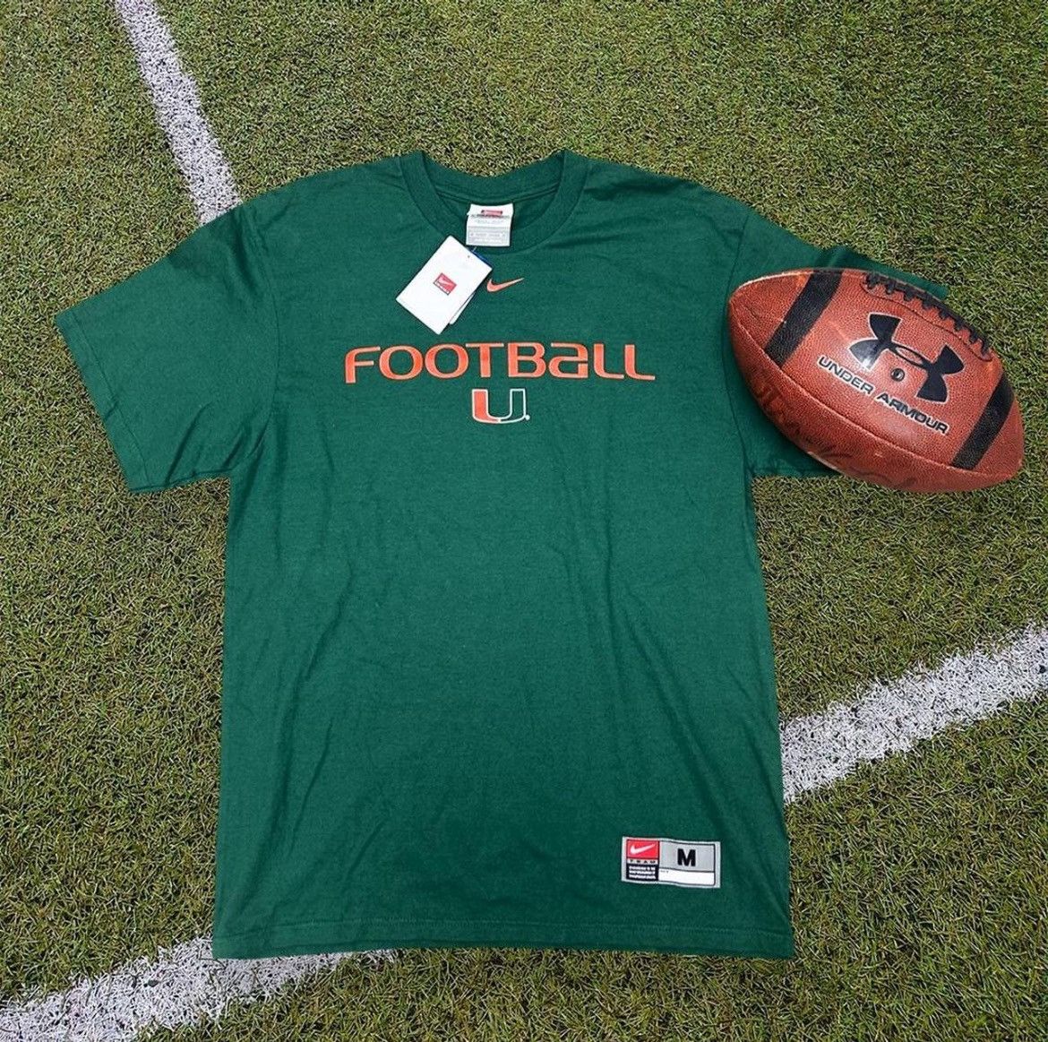 Nike TAGGED! 2007 NCAA Miami Hurricanes Football Baggy Green Tee Size US M / EU 48-50 / 2 - 1 Thumbnail