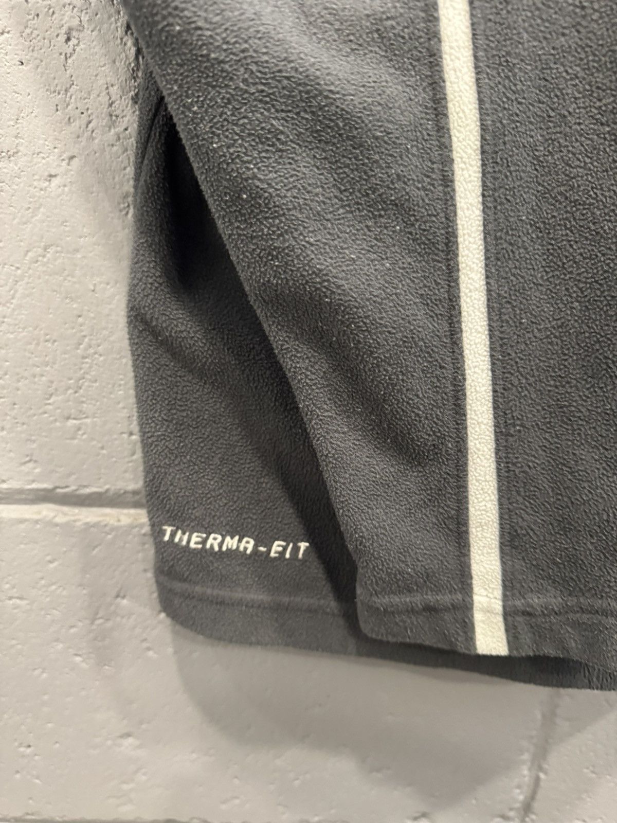 Nike Vintage Nike Center Swoosh Fleece Sweatshirt 2000s y2k boxy Size US L / EU 52-54 / 3 - 3 Thumbnail