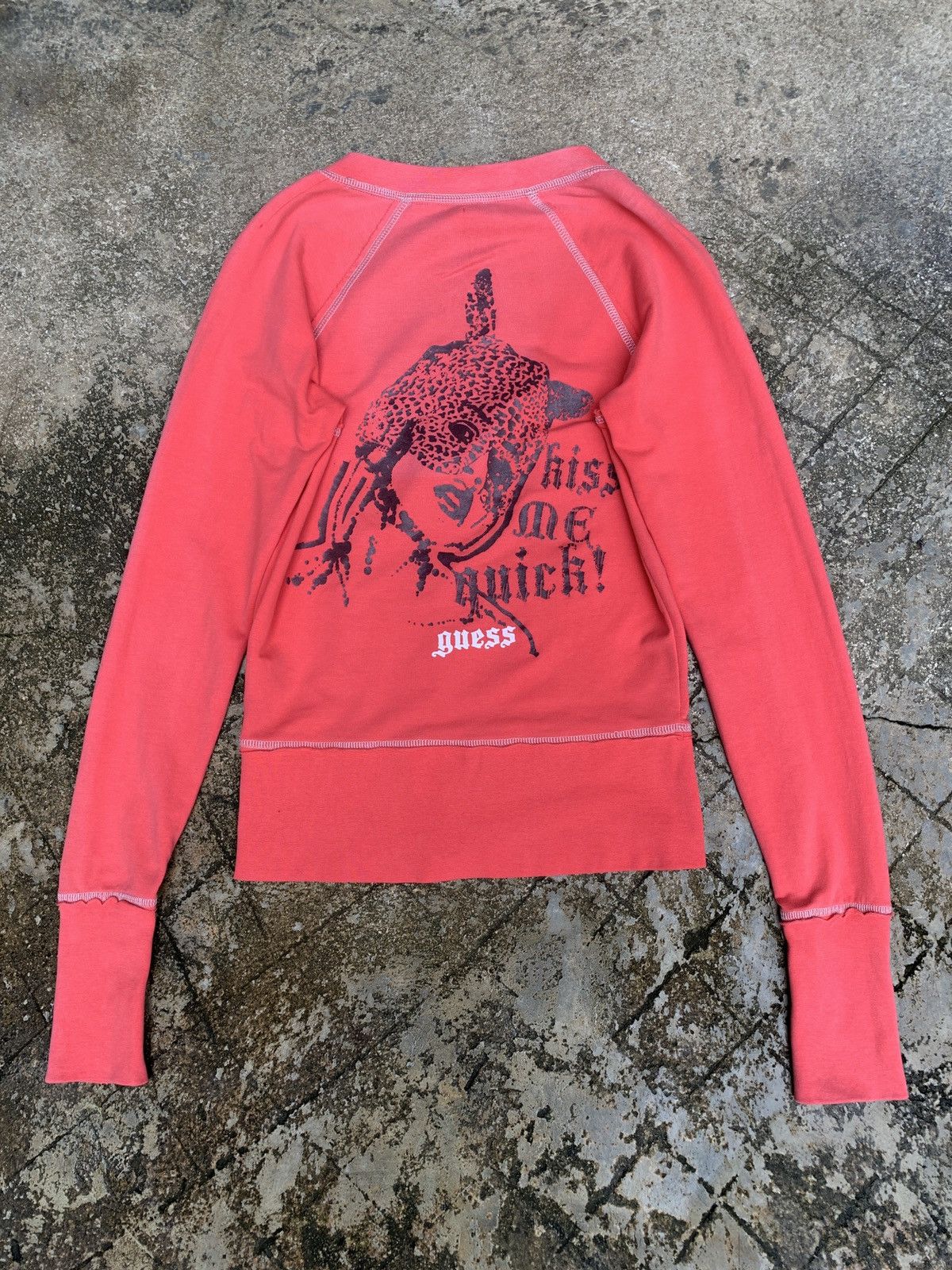 Guess × Vintage y2k Guess Los Angeles Leopard Girl Graphic Wide Neck Sweater Size M / US 6-8 / IT 42-44 - 1 Thumbnail