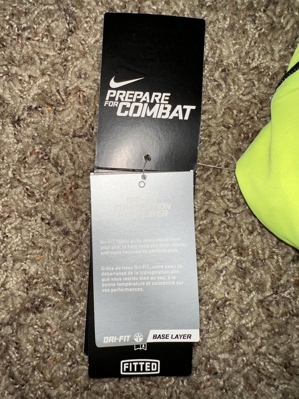 Nike Nike Men's Pro Combat Core Dri Fit Fitted Base Layer Volt Long Sleeve Top 2.0 Size US S / EU 44-46 / 1 - 12 Thumbnail