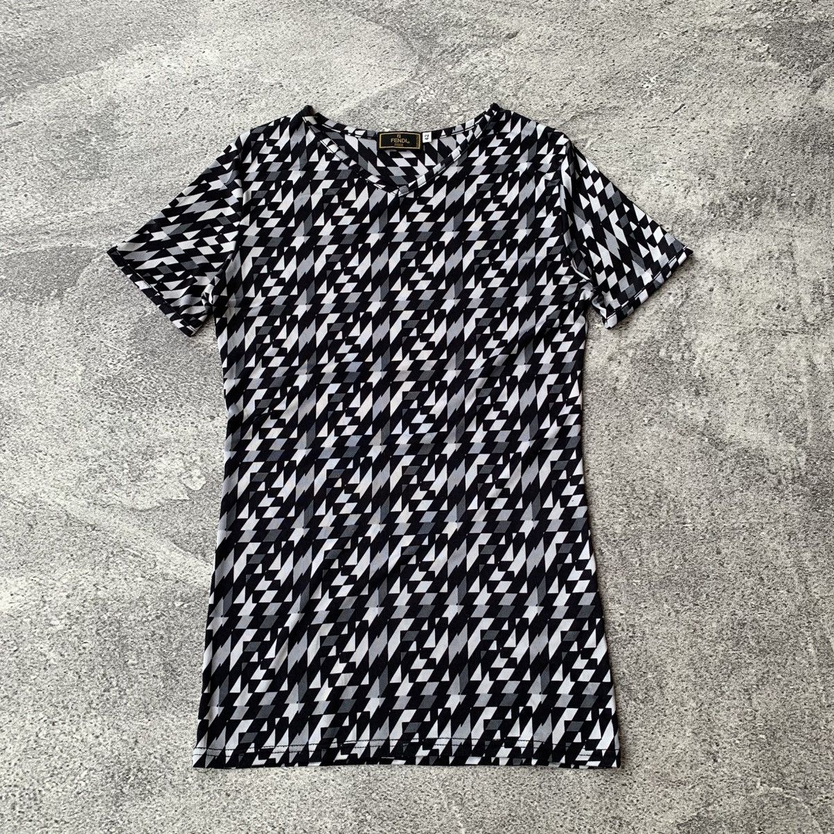 Fendi Vintage Fendi monogram Tee Size S / US 4 / IT 40 - 1 Thumbnail