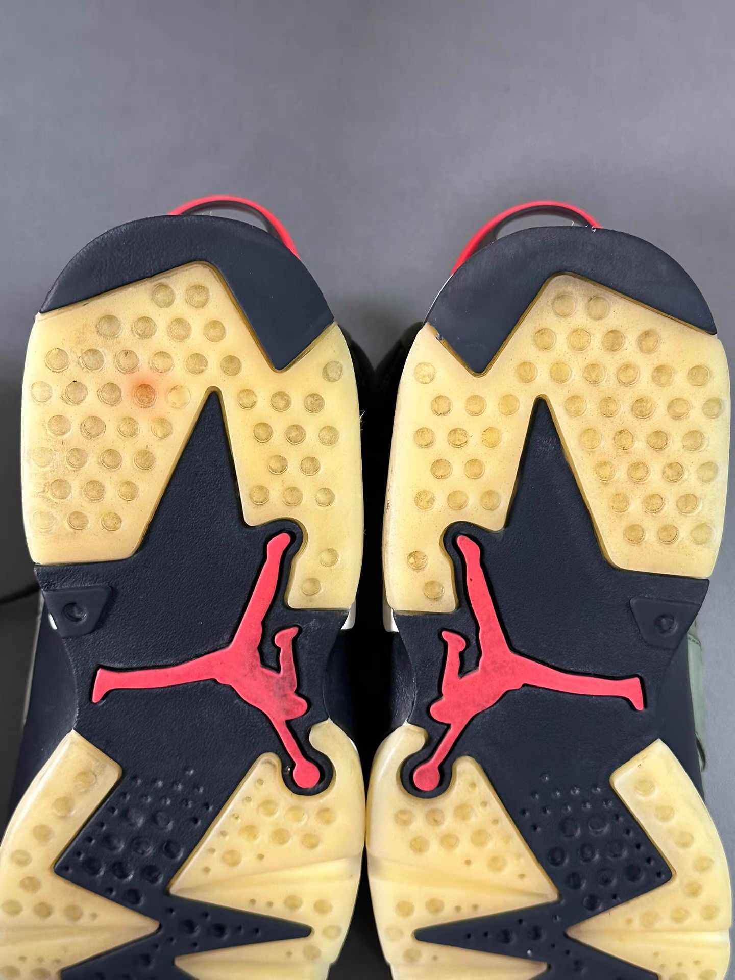 Nike TS x Air Jordan 6 Olive Ｑ20 Size US 8.5 / EU 41-42 - 3 Thumbnail