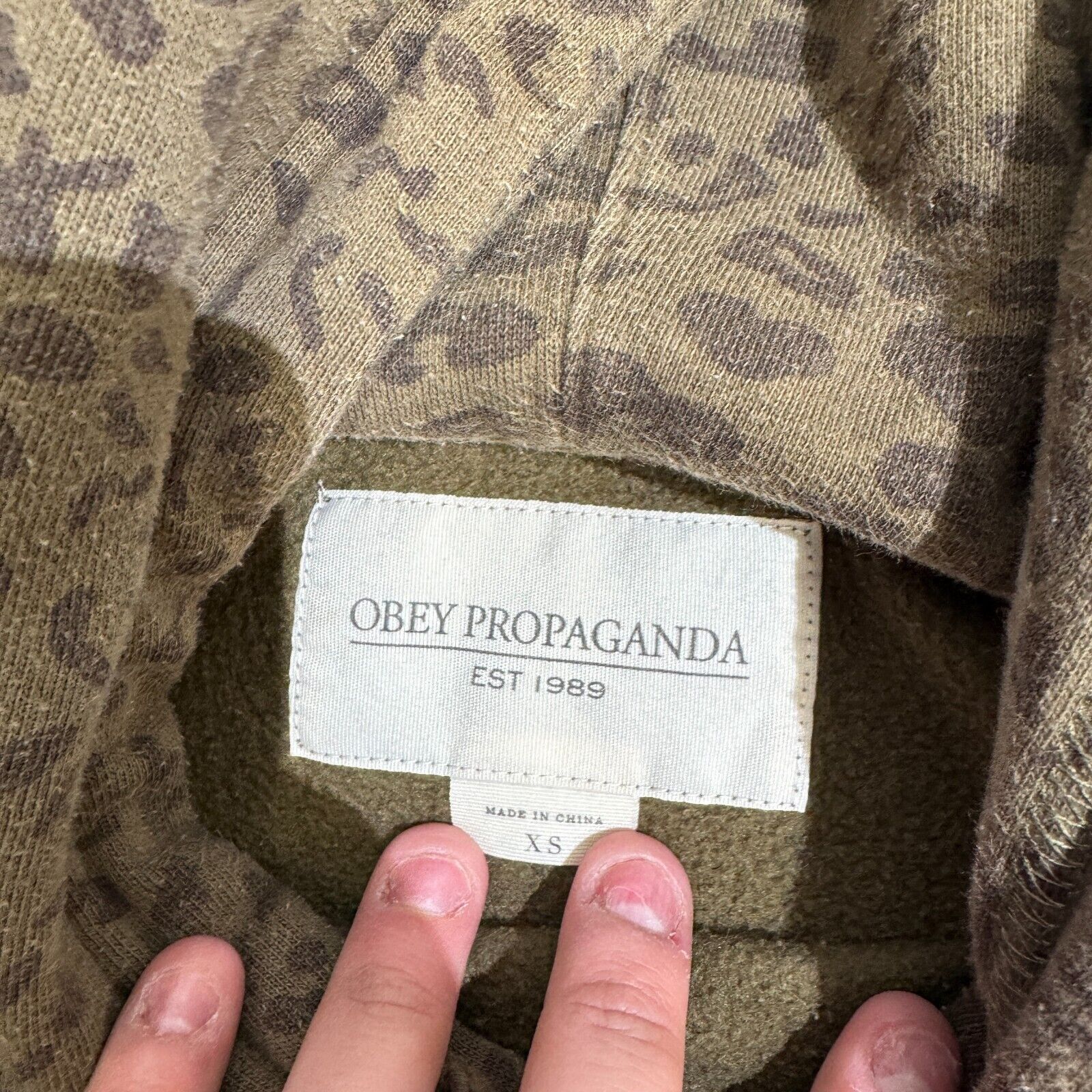 Vintage Vintage Obey Khaki Green Cotton Hoodie XS with Panther Print Size US XS / EU 42 / 0 - 6 Thumbnail