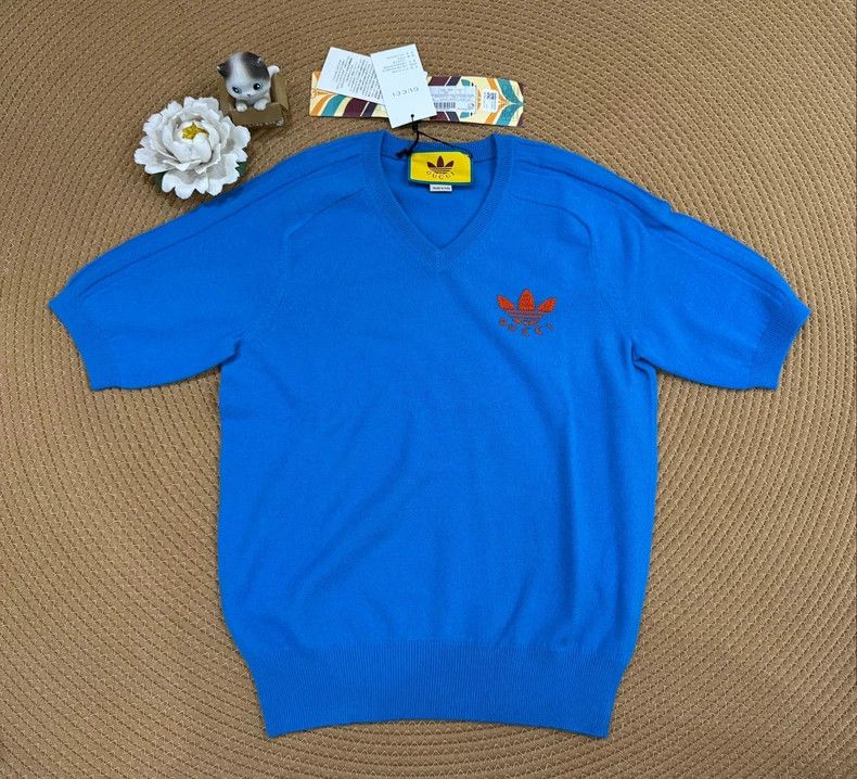 Gucci GucciAdidas co-branded blue V-neck short sleeves 2503-Nexta Size US XS / EU 42 / 0 - 2 Thumbnail