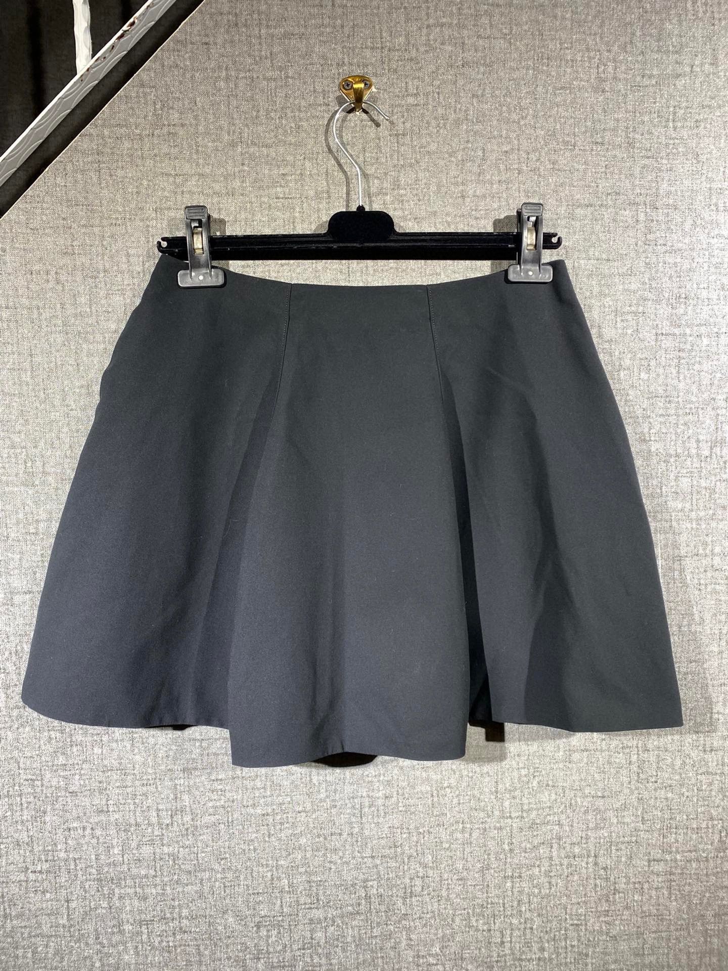 Jil Sander Jil Sander Women's Skirt Size 36 Size 36" / US 14 / IT 50 - 1 Thumbnail