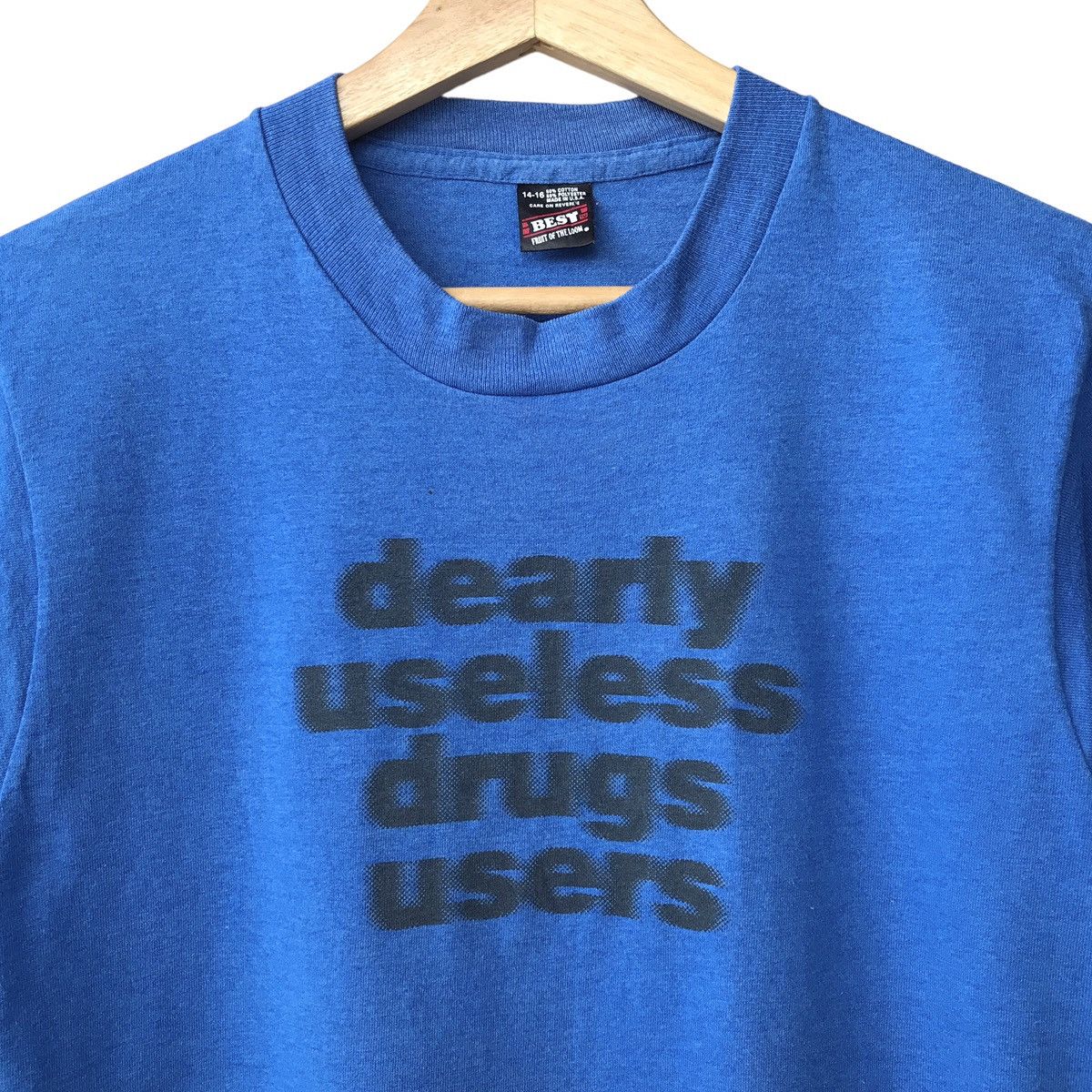 Fruit Of The Loom FOTL Best USA Vintage 1980s Drugs Wording Tee Size US S / EU 44-46 / 1 - 3 Thumbnail