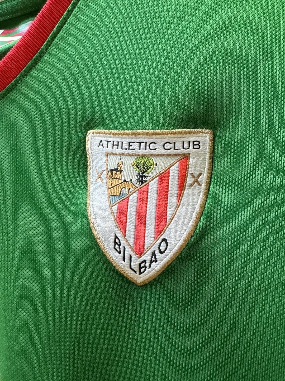 Nike 2014-15 Athletic Bilbao Away Shirt Size US S / EU 44-46 / 1 - 4 Thumbnail