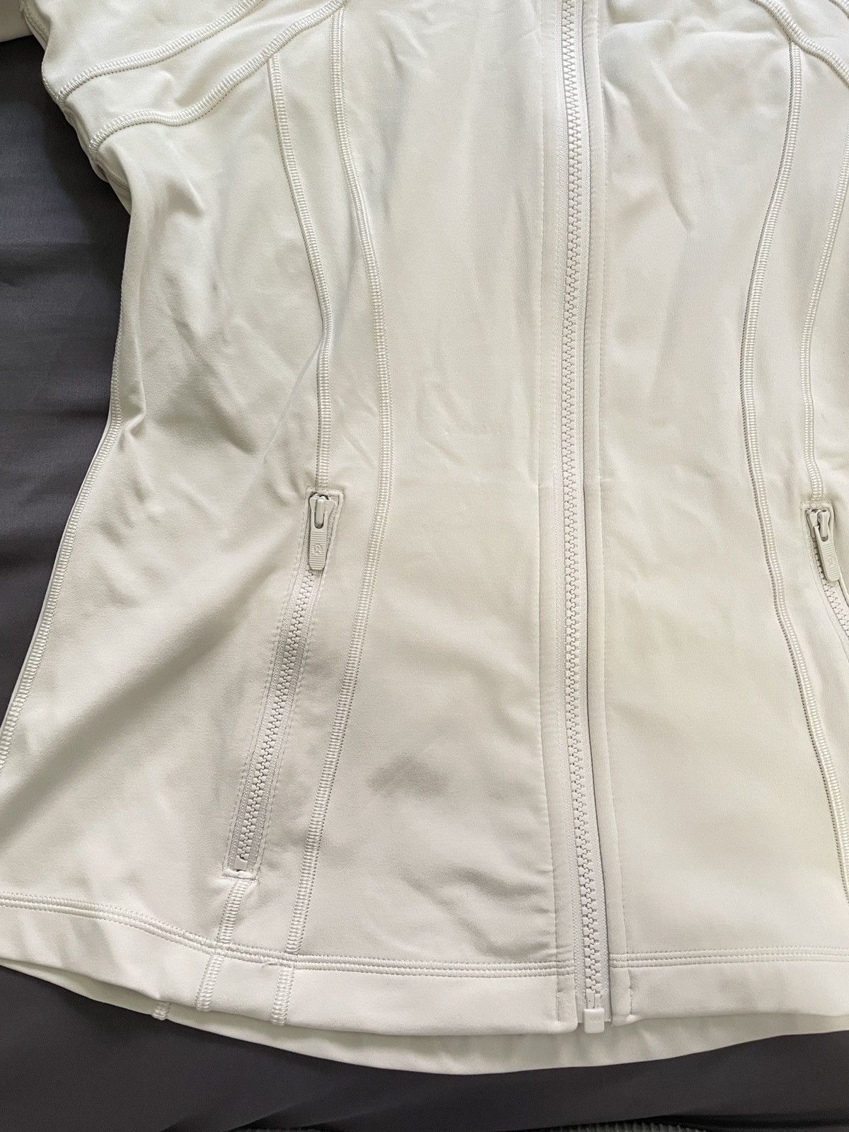 Lululemon 💨 Lululemon Hooded Define Jacket – Size 10, Barely Worn, $79 Size M / US 6-8 / IT 42-44 - 2 Thumbnail