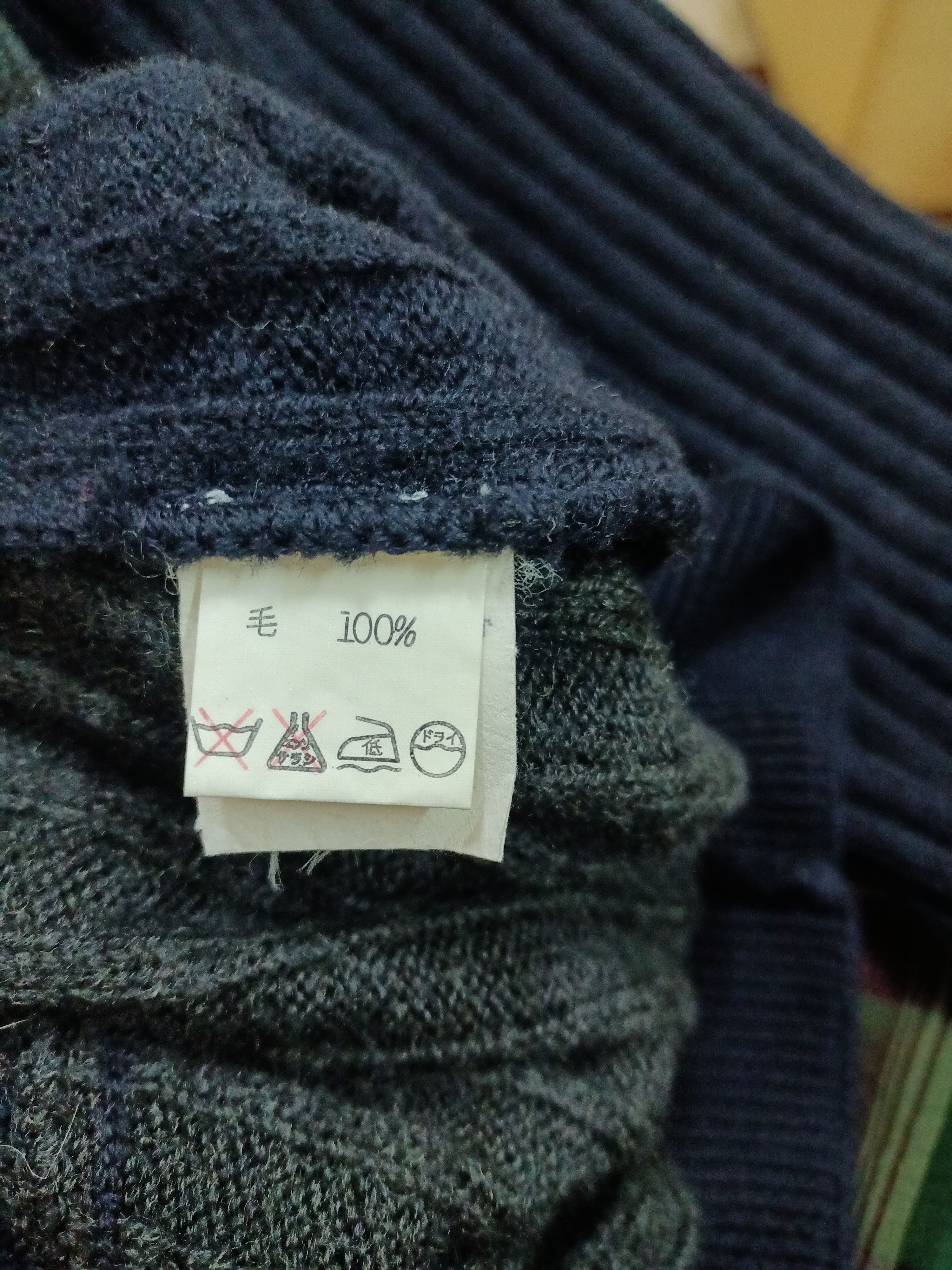 Gianfranco Ferre Vintage Polar Exploration Studio 0001 by Gianfranco Ferre Size US L / EU 52-54 / 3 - 5 Thumbnail