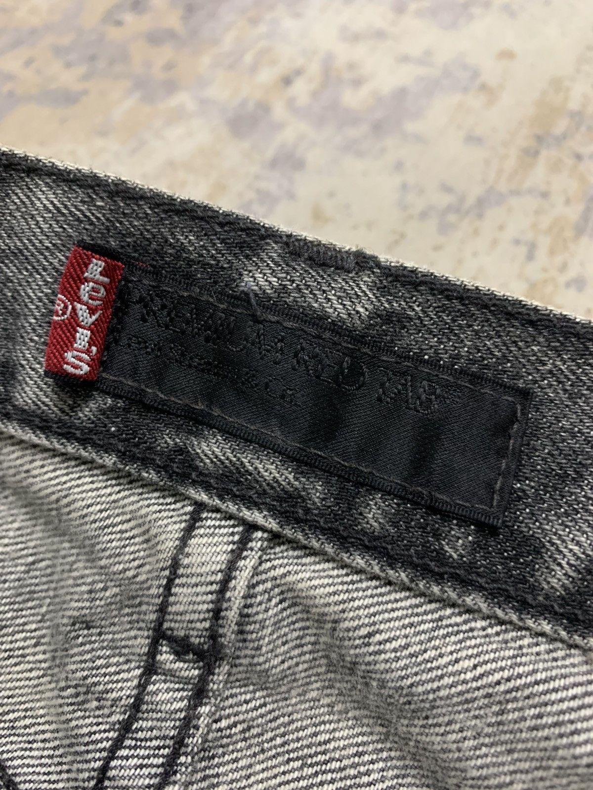 Levi's Vintage Levi's Washed Grey Flared Bootcut Jeans Y2K Red Tab Size US 32 / EU 48 - 16 Thumbnail