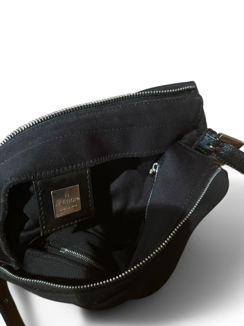 Fendi Fendi - Mamma Bucket Handbag Shoulder Bag Black Size ONE SIZE - 4 Thumbnail