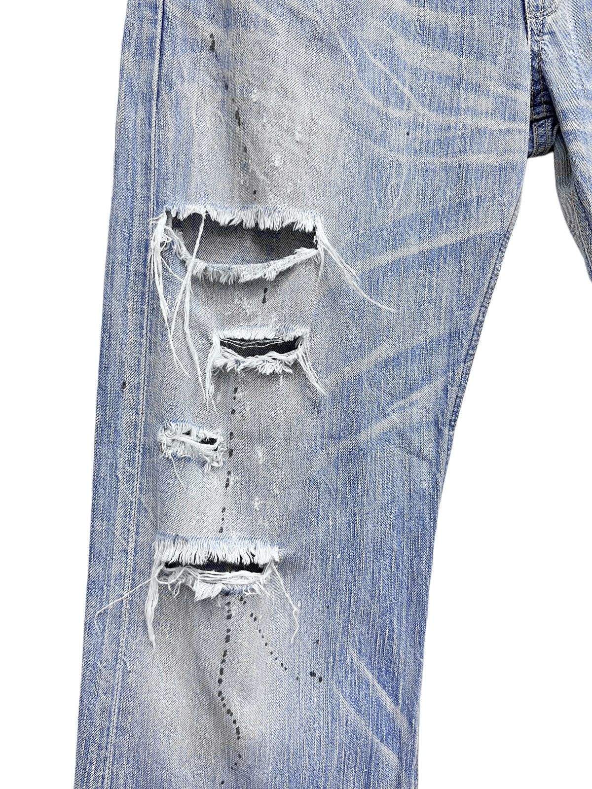 Edwin FYE RARE🔥EDWIN Thrashed Natural Ripped Light Wash FLARED🔥 Size US 34 / EU 50 - 3 Thumbnail