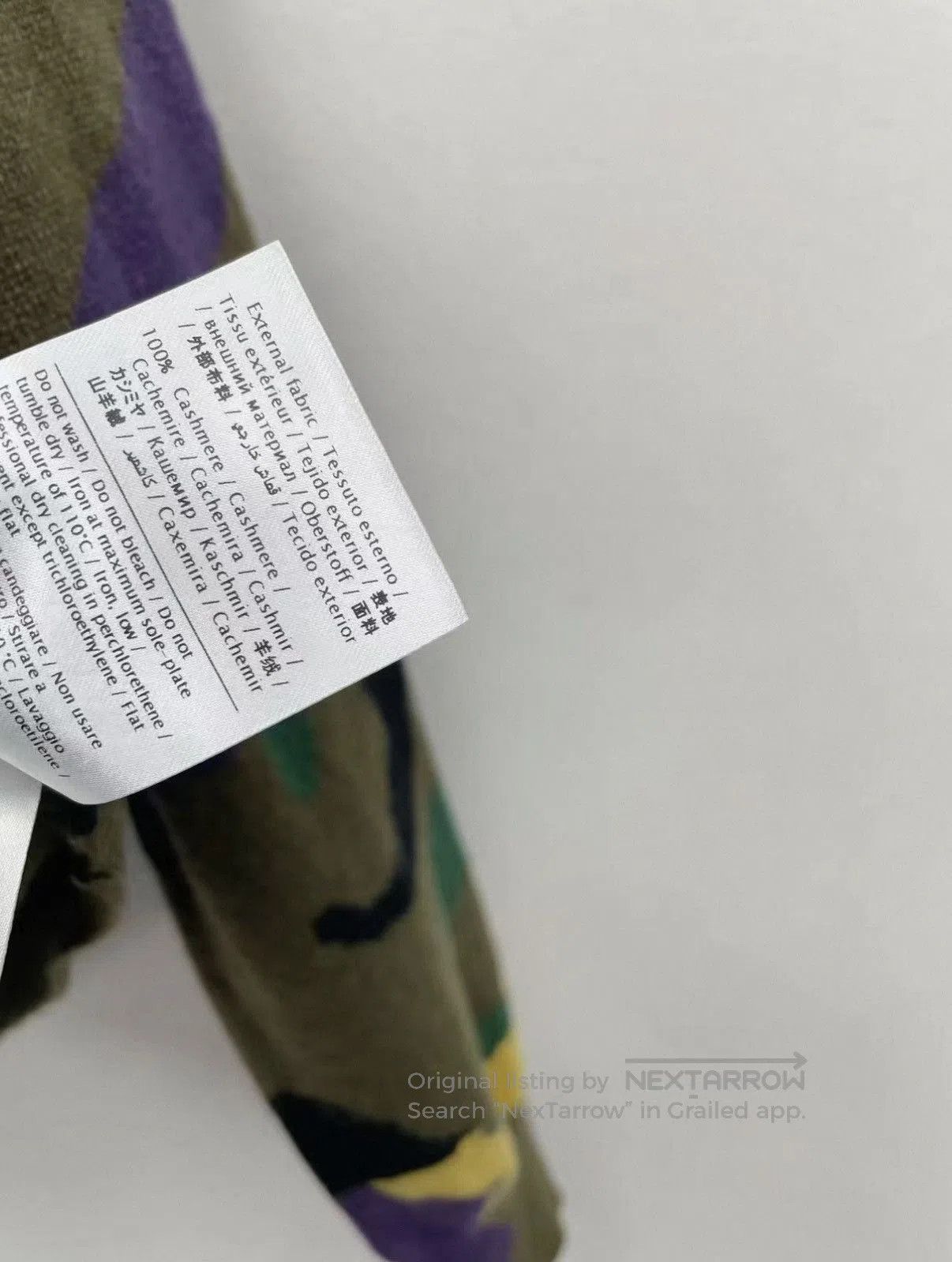 Valentino Colorful Camo Print Long Sleeve Sweater XS. Size US XS / EU 42 / 0 - 7 Thumbnail