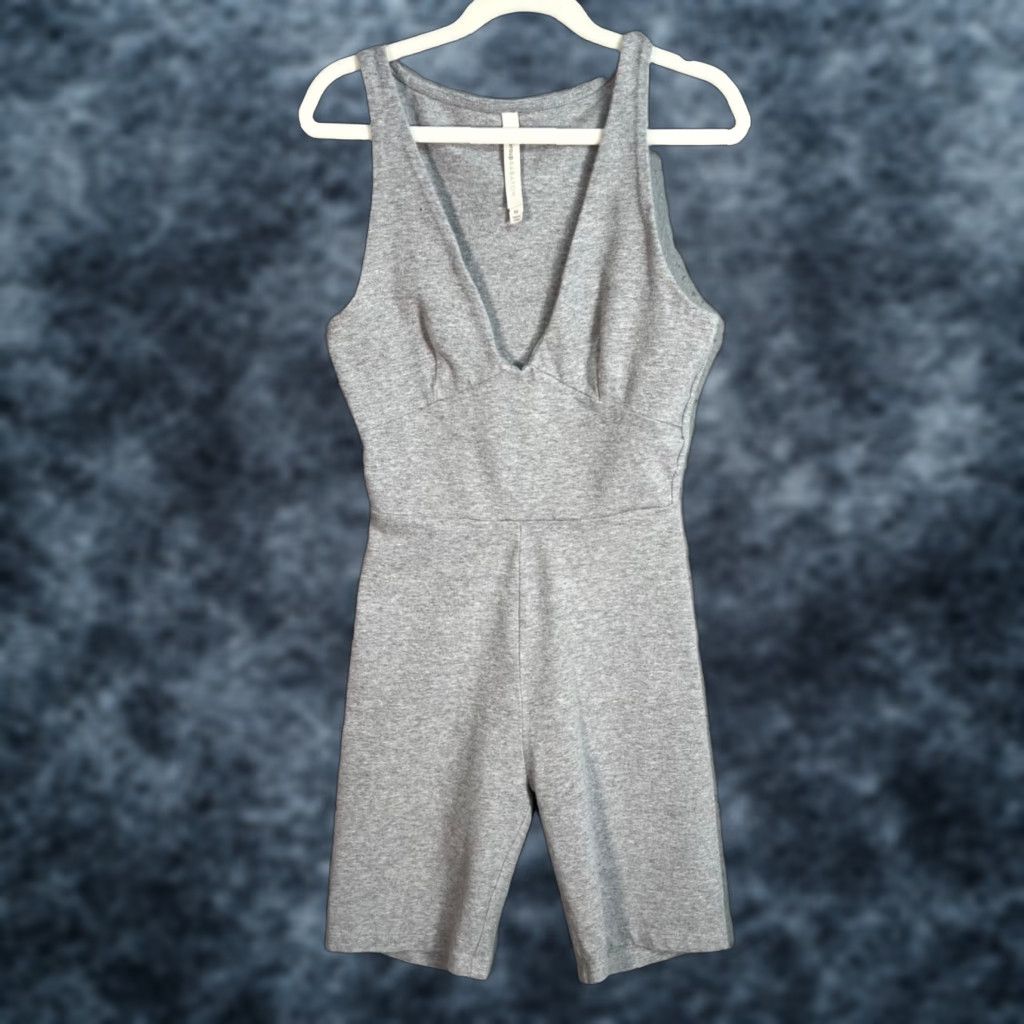 Vintage Babaton Romper Women's XS Gray Sleeveless V-Neck One-Piece Cotton Blend Casual Modern Size 26" / US 2 / IT 38 - 1 Thumbnail