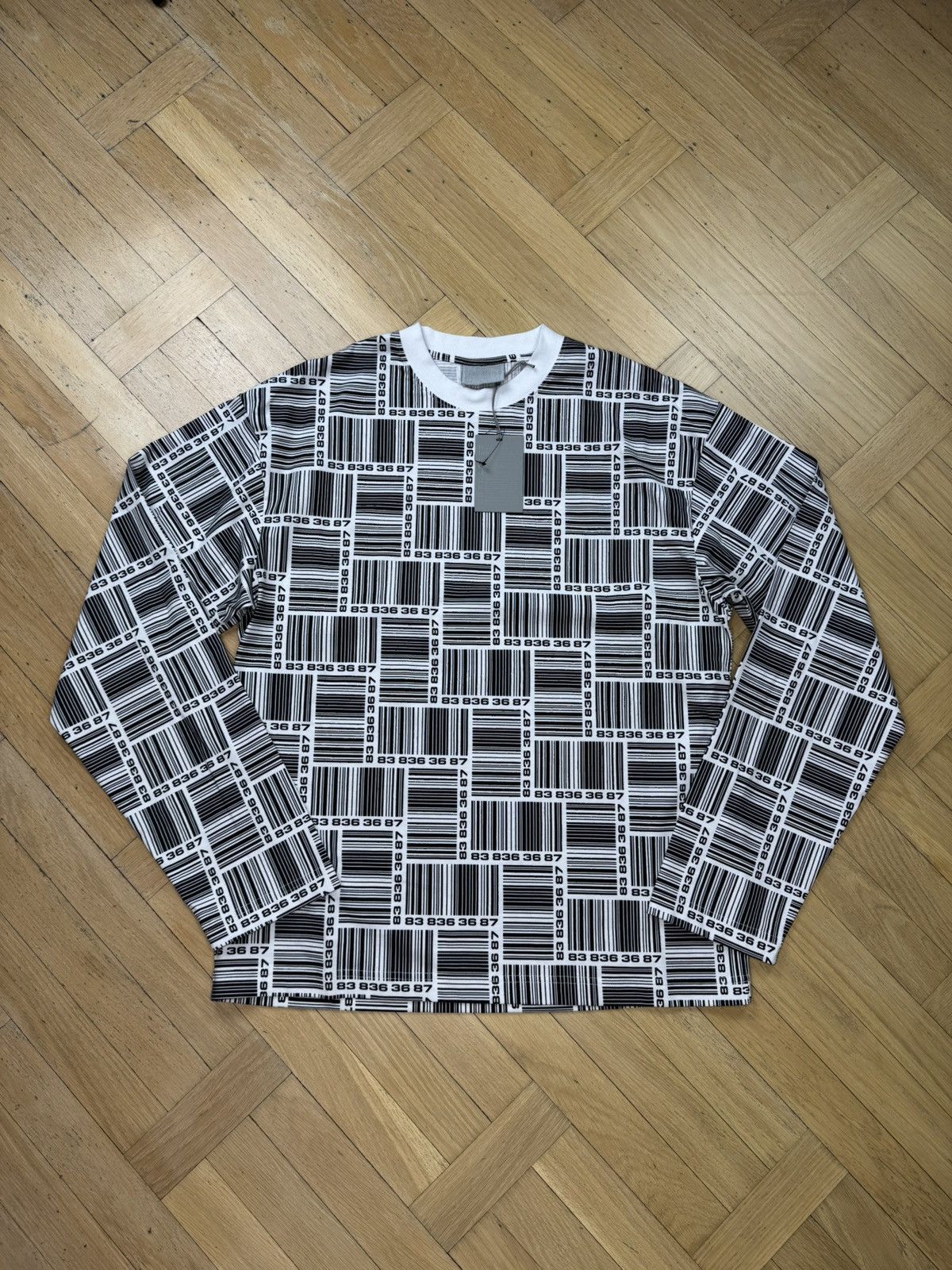 VTMNTS VTMNTS Barcode Longsleeve Size US S / EU 44-46 / 1 - 1 Thumbnail