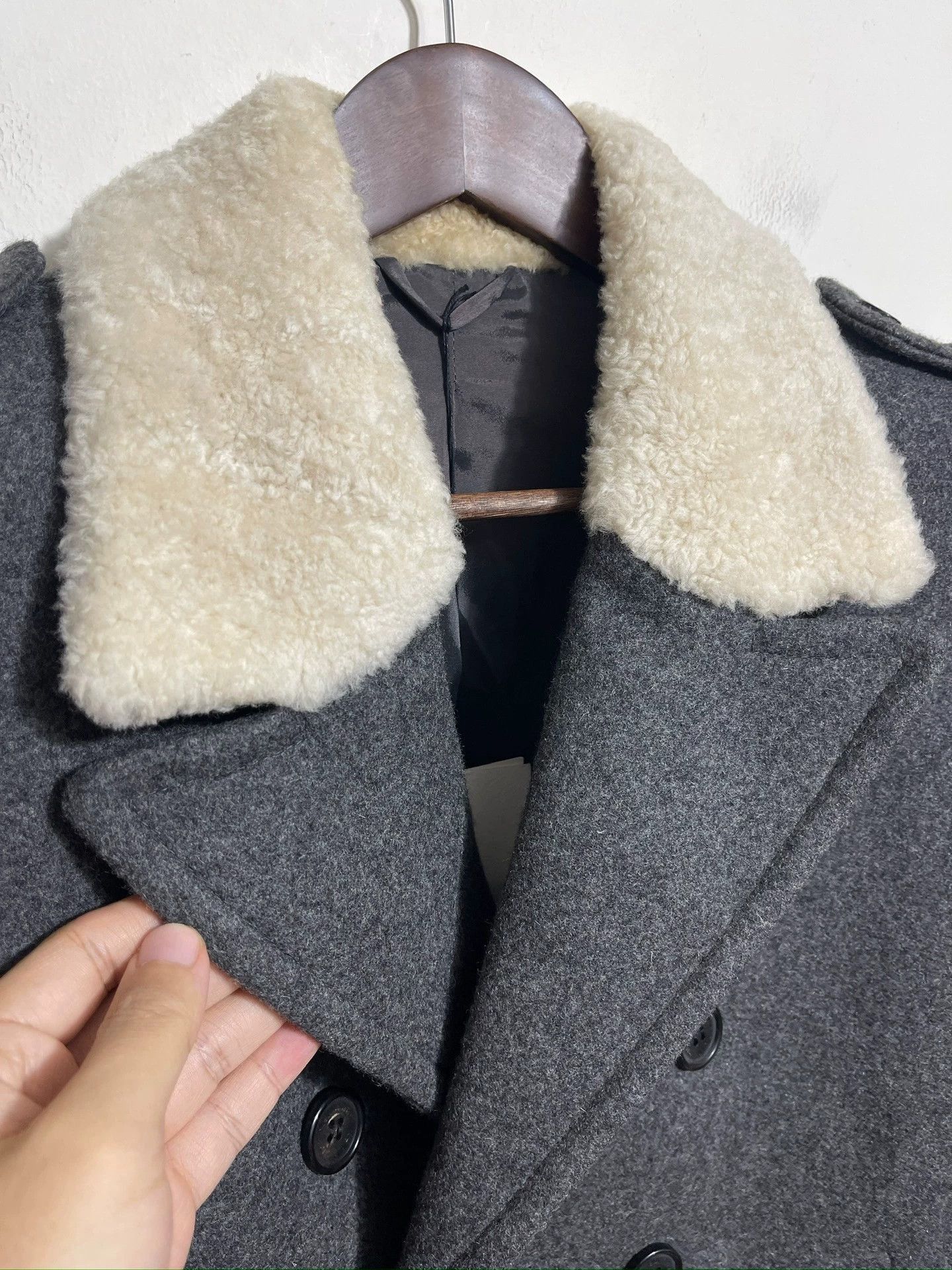 Neil Barrett Gray Wool Blend Coat with Faux Fur Collar Size L Size US XXS / EU 40 - 3 Thumbnail