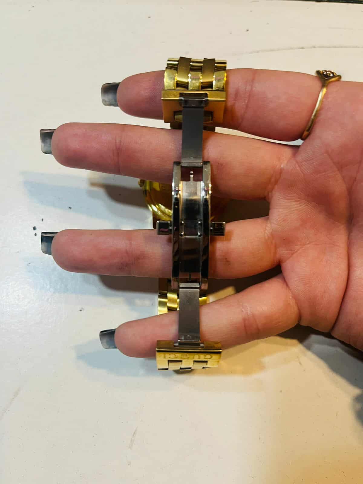 Gucci Vintage Gucci watch gold 5400 Size ONE SIZE - 4 Thumbnail