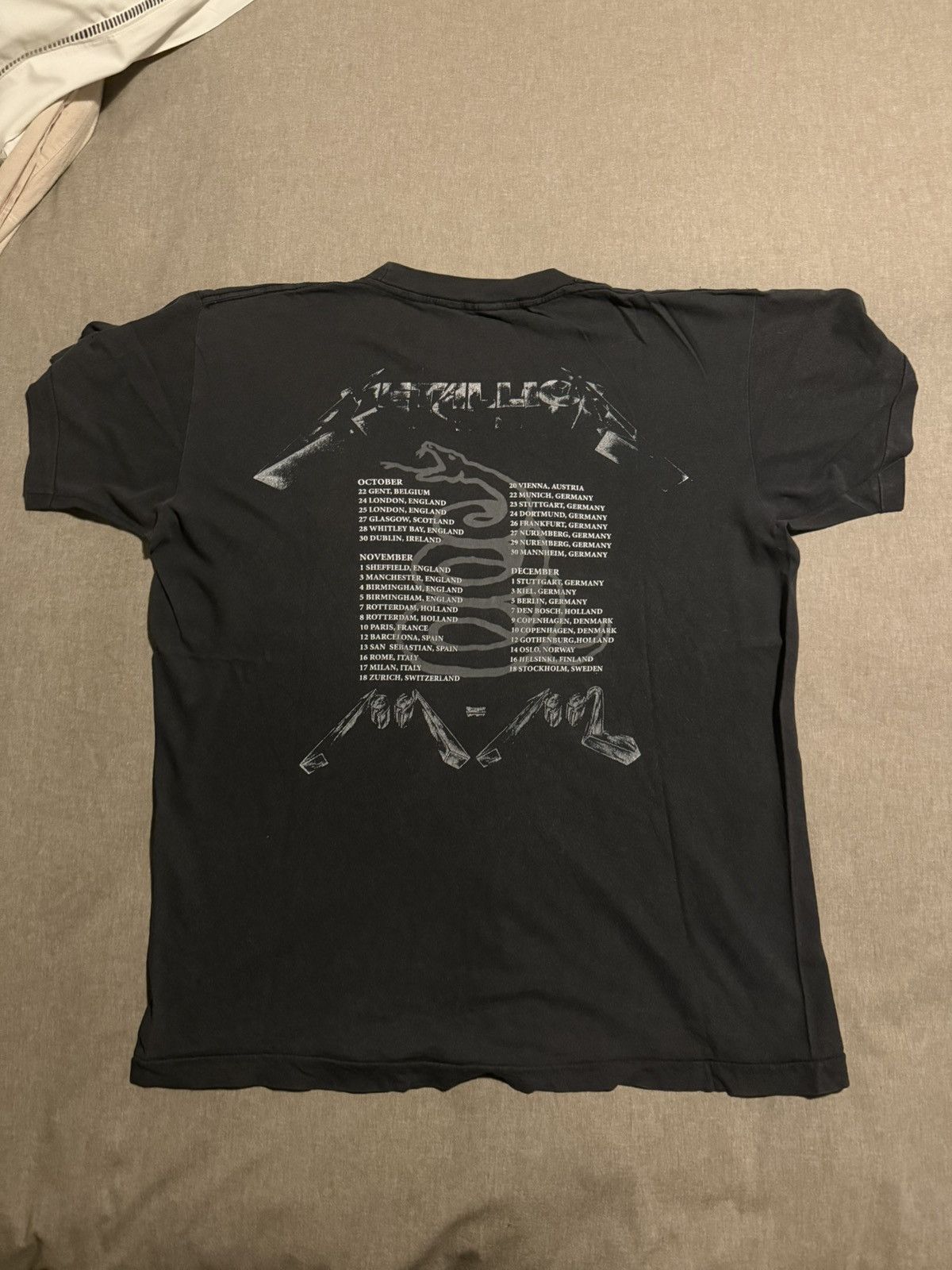 Metallica Metallica - Original “Black Album” EU Tour © 1991 Shirt Size US M / EU 48-50 / 2 - 2 Thumbnail