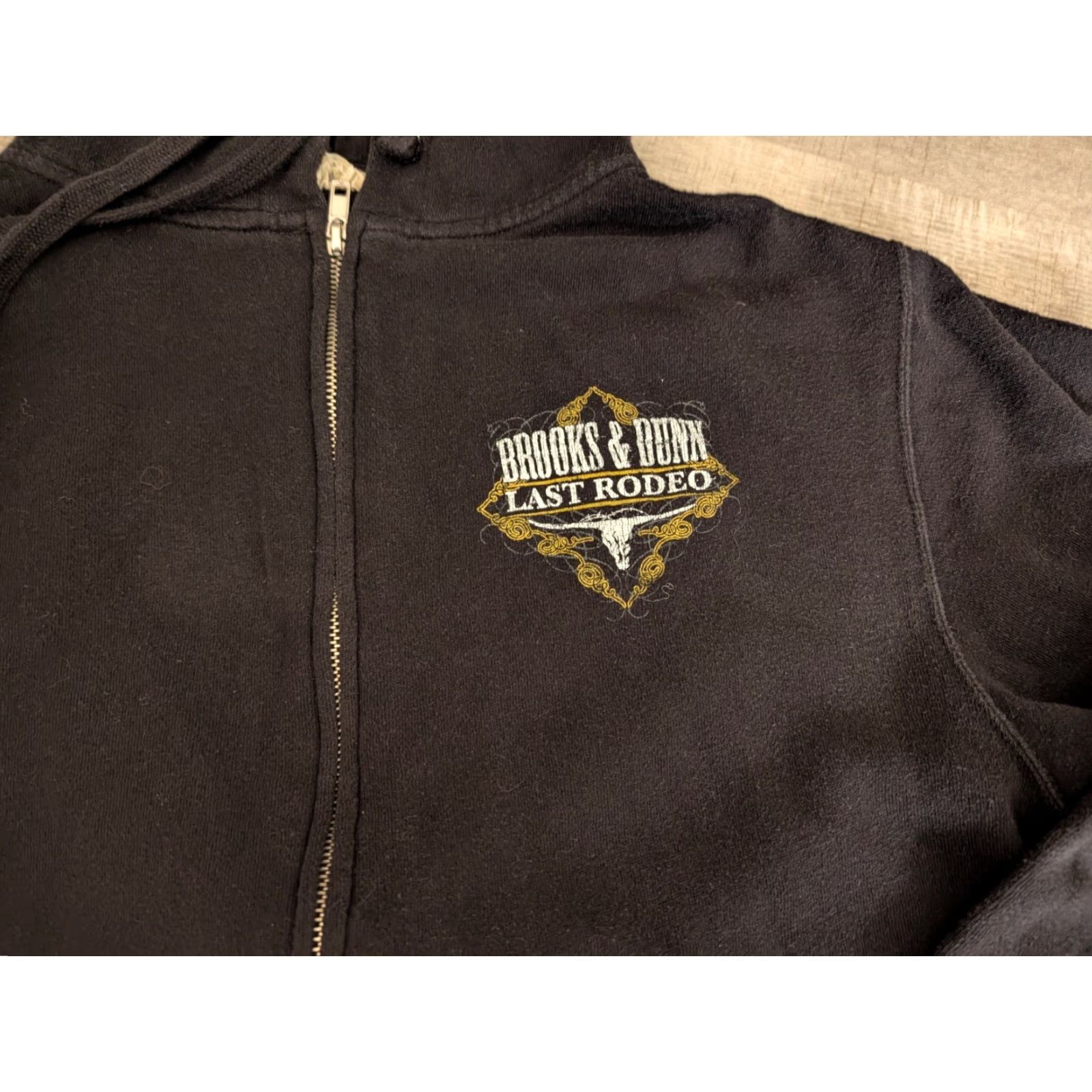 Brooks Brooks & Dunn Last Rodeo Full Zip Hoodie Jacket Black Size Small Adult Band Size US S / EU 44-46 / 1 - 3 Thumbnail