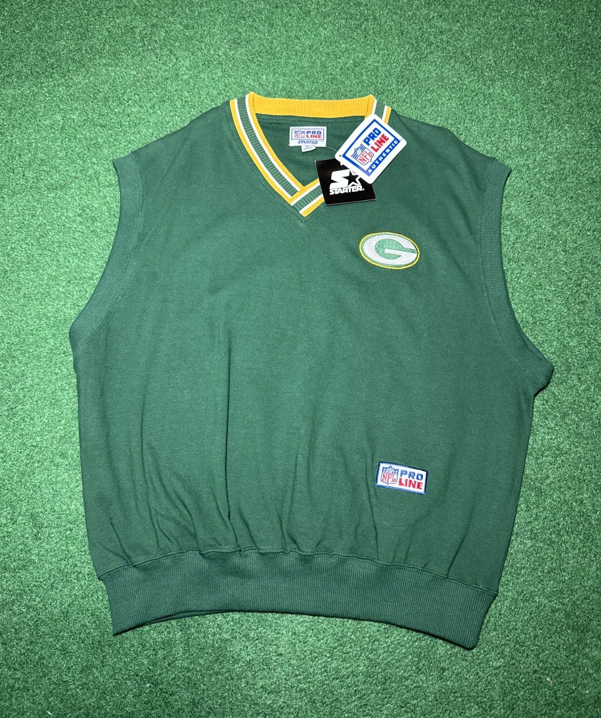 Starter Vintage 90s Green Bay Packers Starter NWT XL Sweater Vest Size US XL / EU 56 / 4 - 1 Thumbnail