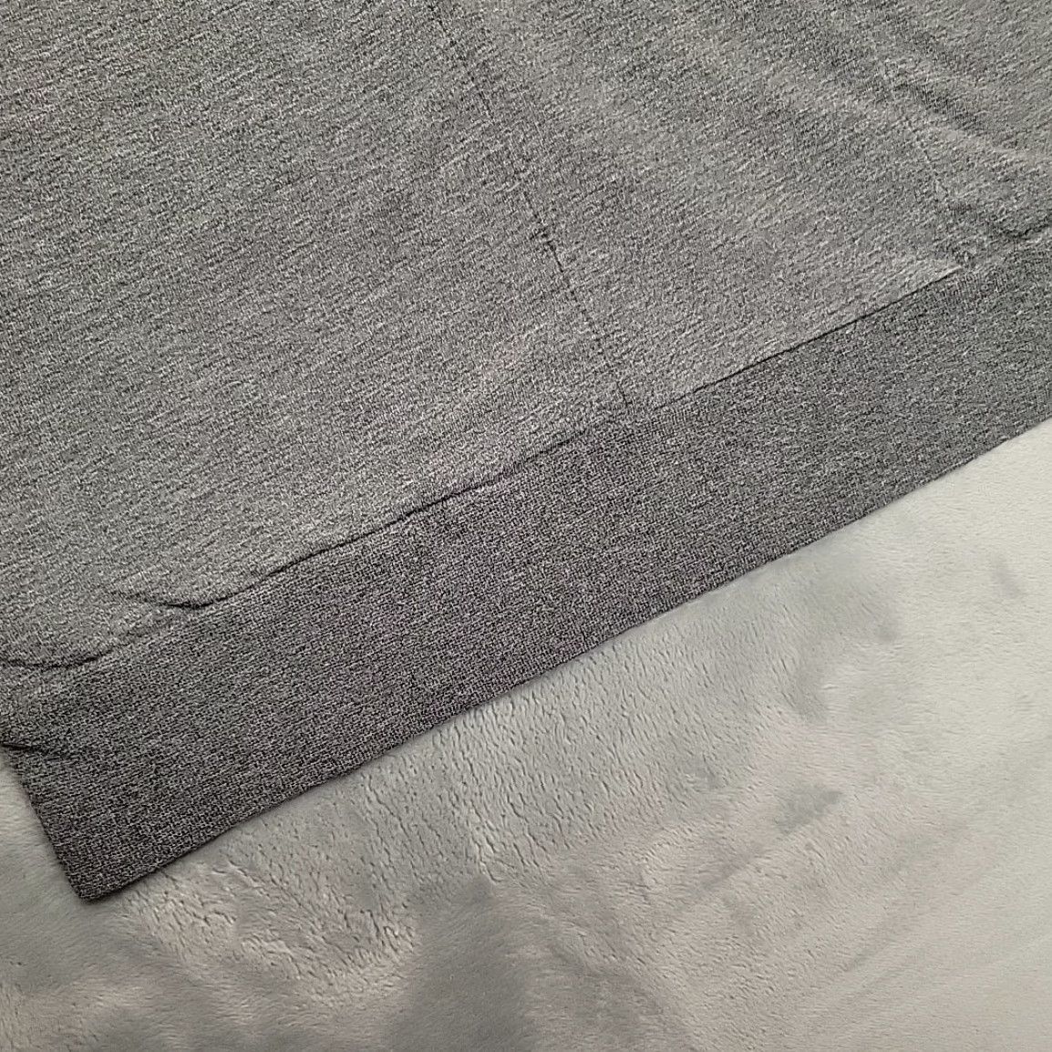 TravisMathew Travis Mathew Sweater Mens M Gray 1/4 Zip Long sleeve Performance Golf Pullover Size US M / EU 48-50 / 2 - 2 Thumbnail
