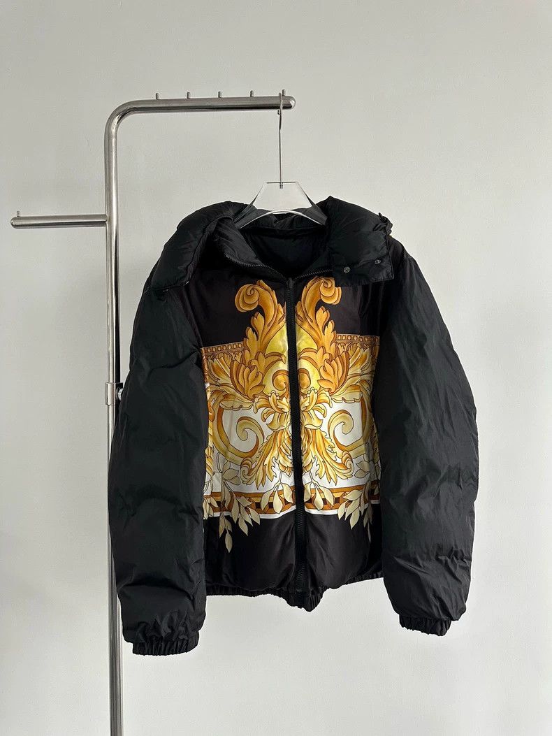 Versace Versace Yellow baroque printed padded suit Size US M / EU 48-50 / 2 - 2 Thumbnail