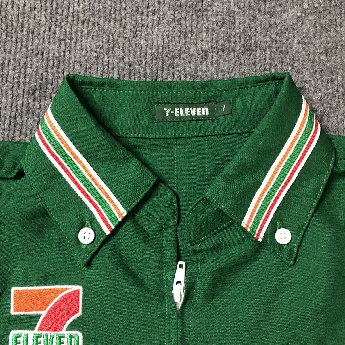 Japanese Brand Vintage 7 Eleven Convinient Japan Store Worker Shirt Size US M / EU 48-50 / 2 - 6 Thumbnail
