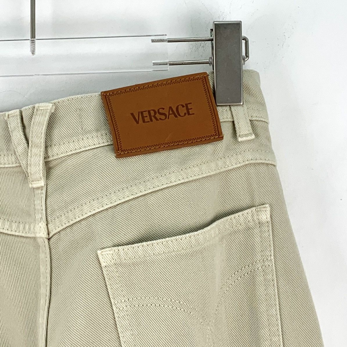 Versace Versace 24SS Khaki Multi-pocket Cotton Cargo Pants K26WX Size 26" / US 2 / IT 38 - 5 Thumbnail