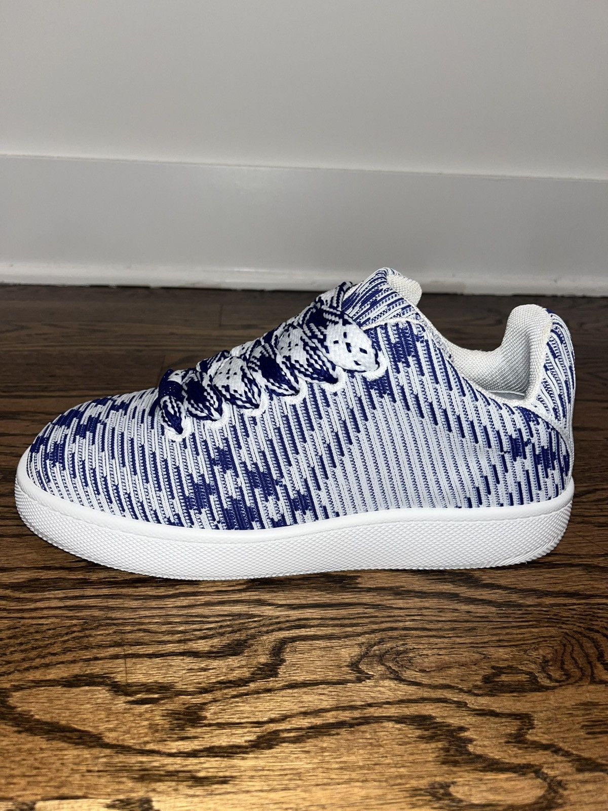 Burberry Burberry Check Knit Box Sneakers Size US 9.5 / EU 42-43 - 11 Thumbnail
