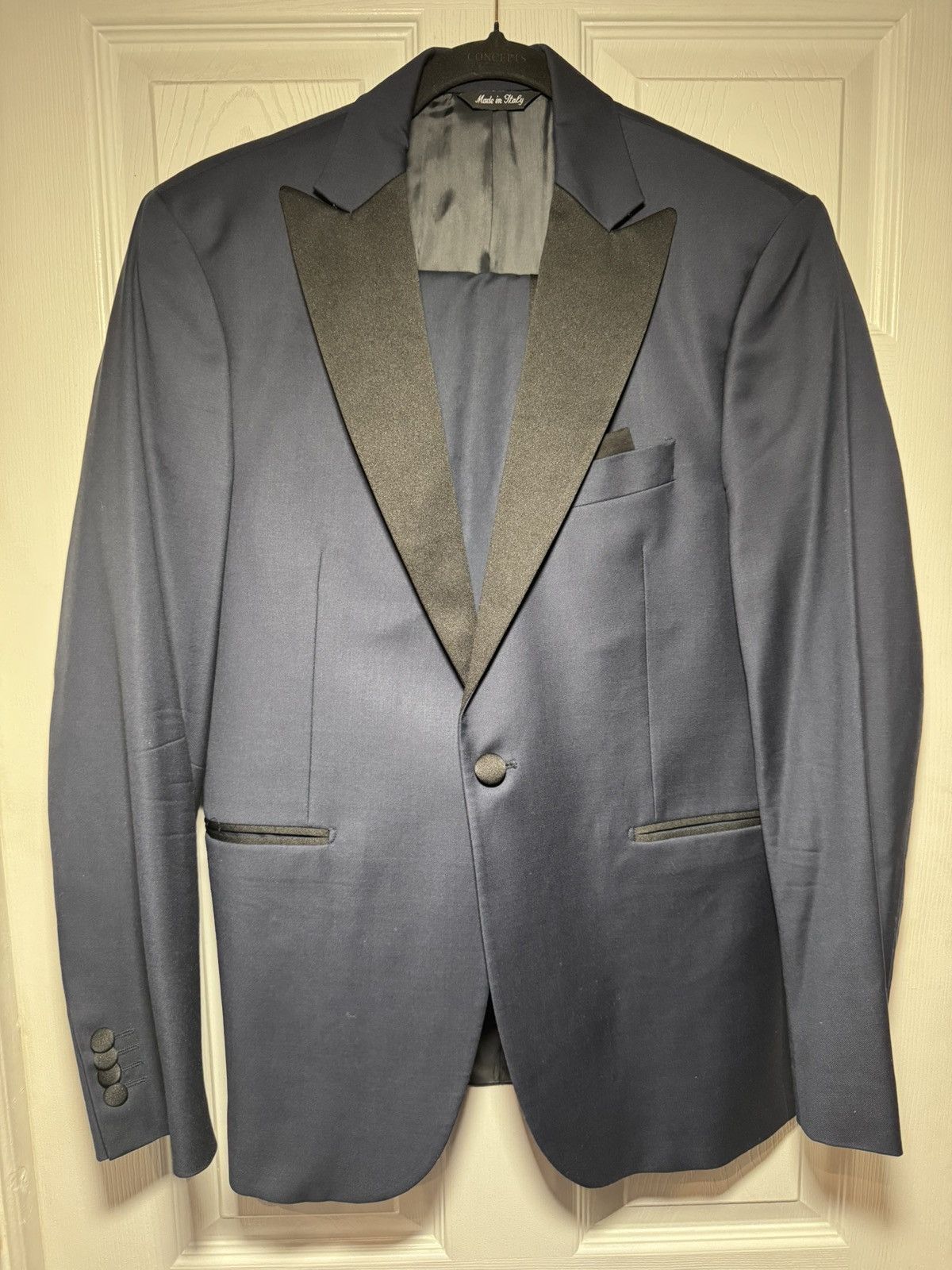 Yves Saint Laurent Yves Saint Laurent Pour Homme Navy Blue Tuxedo Suit Size 36R - 1 Thumbnail