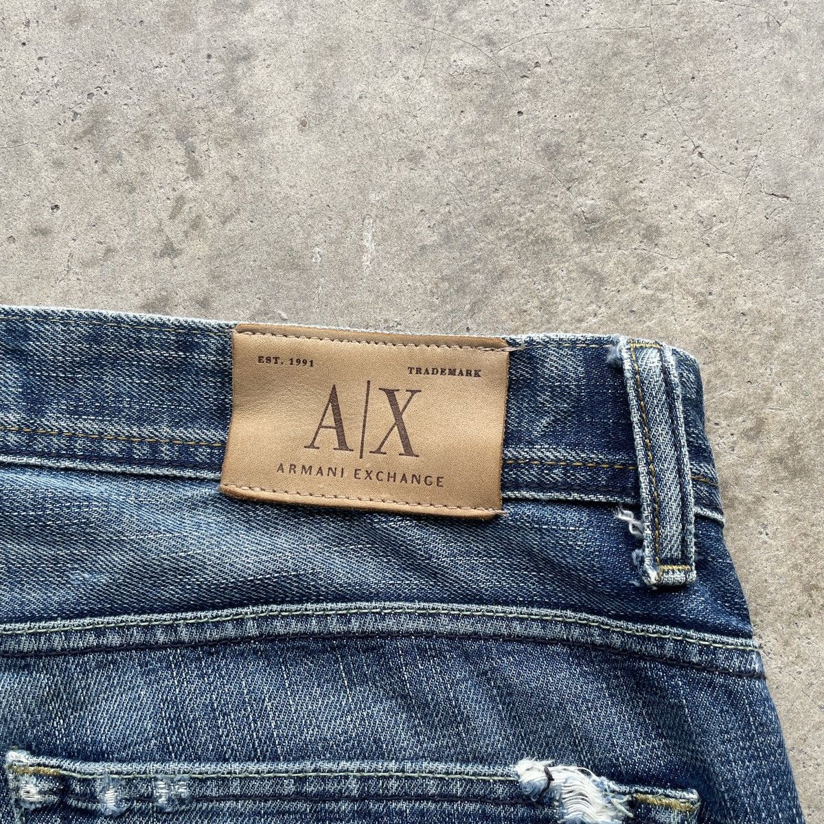 Armani Exchange × Jean Vintage Armani Exchange USA Distressed Jeans Faded Pants W35 Size US 35 - 8 Thumbnail