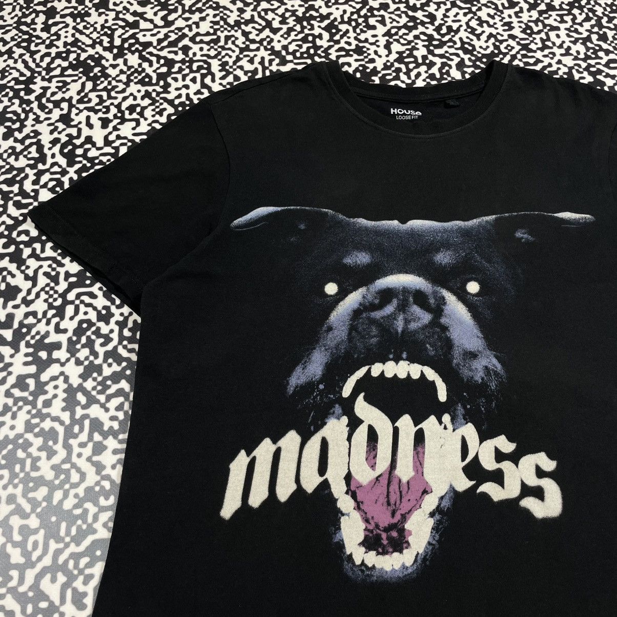 Japanese Brand Vintage Y2K Rottweiler Madness Horror Dog Givenchy Style Tee Size US S / EU 44-46 / 1 - 4 Thumbnail