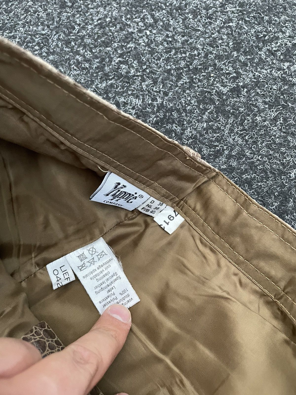 If Six Was Nine 90s pants tiger aligator snake camo leader old money Size 26" / US 2 / IT 38 - 7 Thumbnail