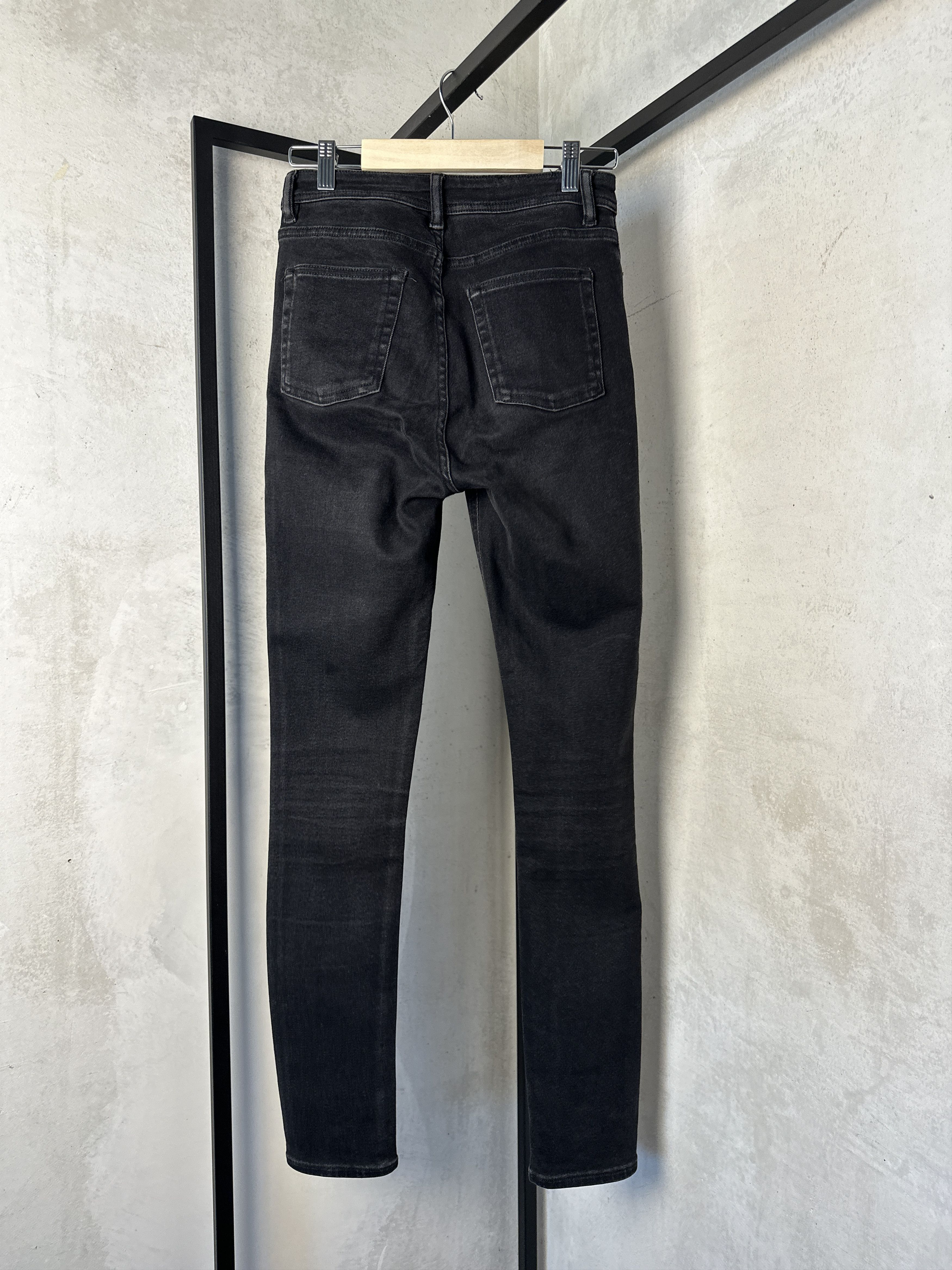 Acne Studios Acne Studios Peg Used Black Jeans Size 26" / US 2 / IT 38 - 8 Thumbnail