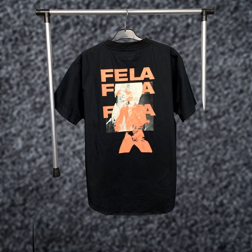 Carhartt Carhartt Wip x Fela Mens Kuti Poplin Crew Neck T-Shirt Size M Black Shirt Mens Size US M / EU 48-50 / 2 - 1 Thumbnail