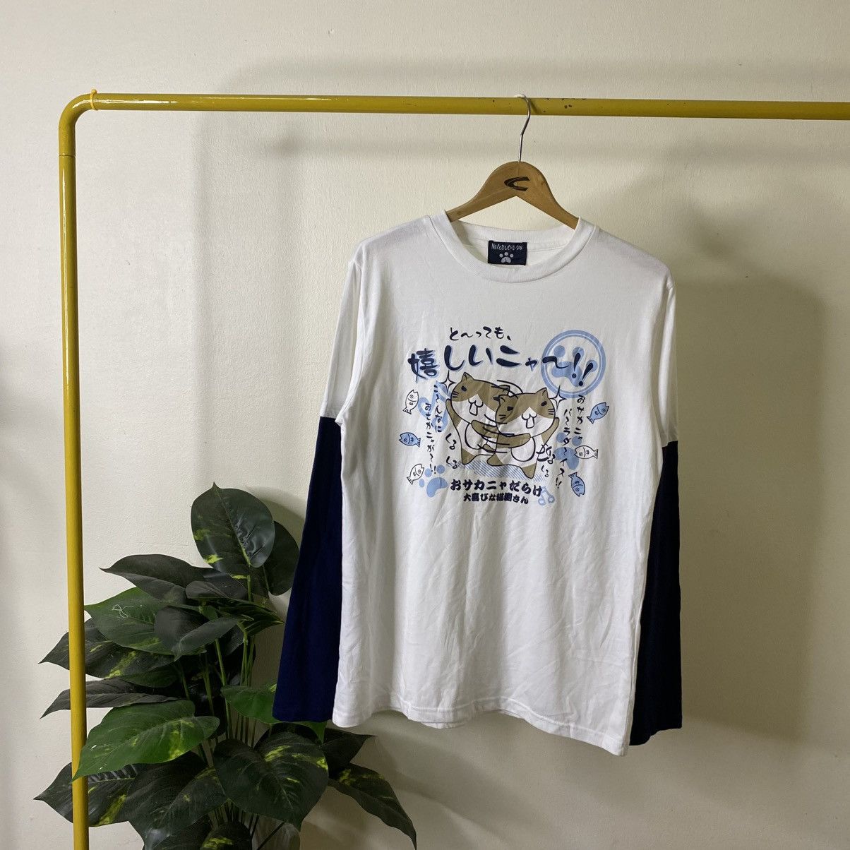 Vintage Y2K Necobuchi-San Japanese Manga Series Double Sleeves LS T Size US M / EU 48-50 / 2 - 1 Thumbnail