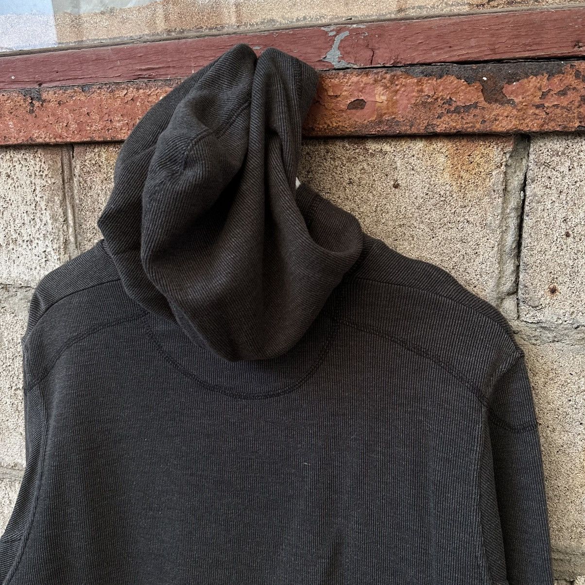 Burton Vintage Japan Archival Hoodie Burton Size L Y2K Grunge LGB Size US L / EU 52-54 / 3 - 8 Thumbnail