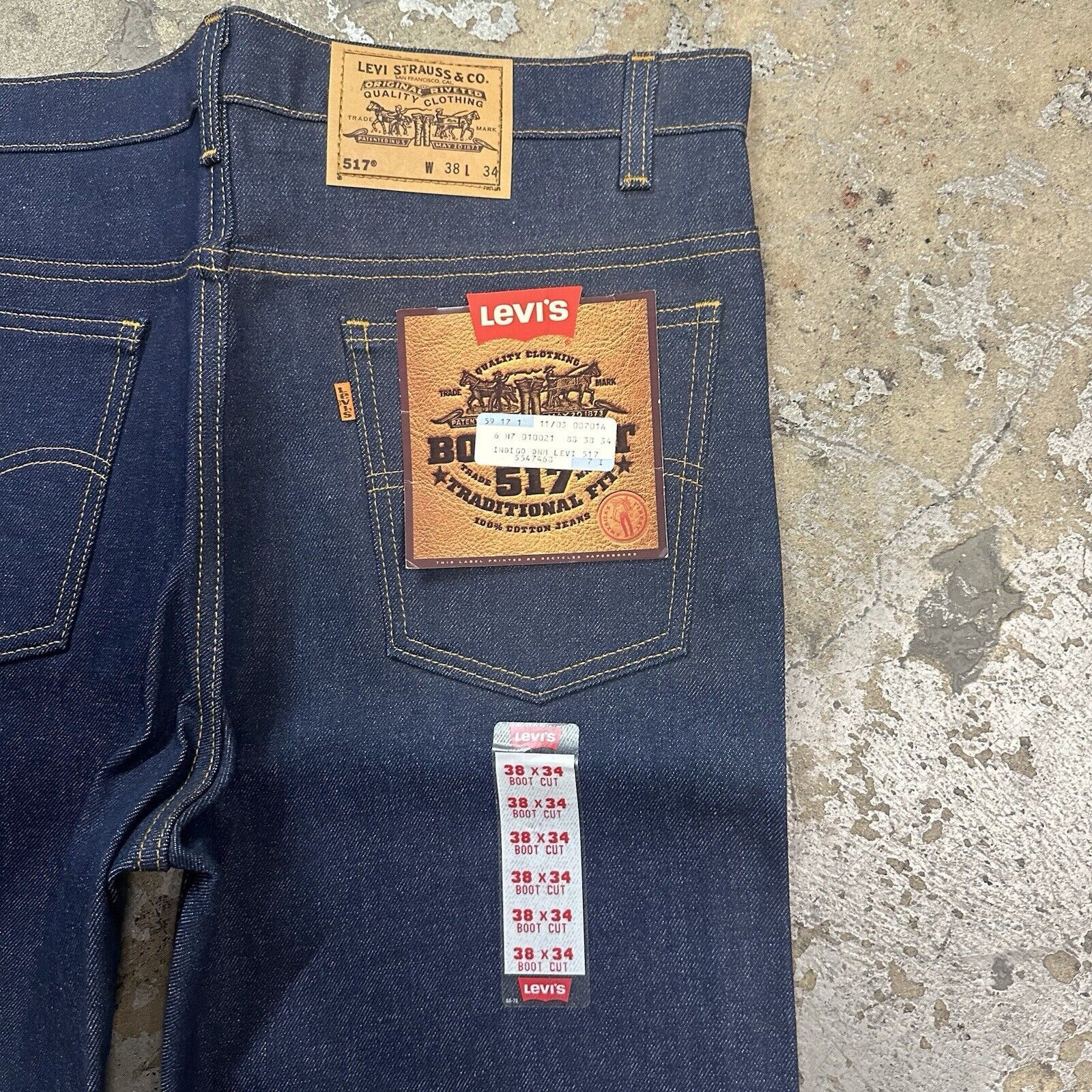 Levi's × Vintage Vintage 90s Levi’s 517 Bootcut Dark Wash Denim Jeans 38x34 Size US 38 / EU 54 - 3 Thumbnail