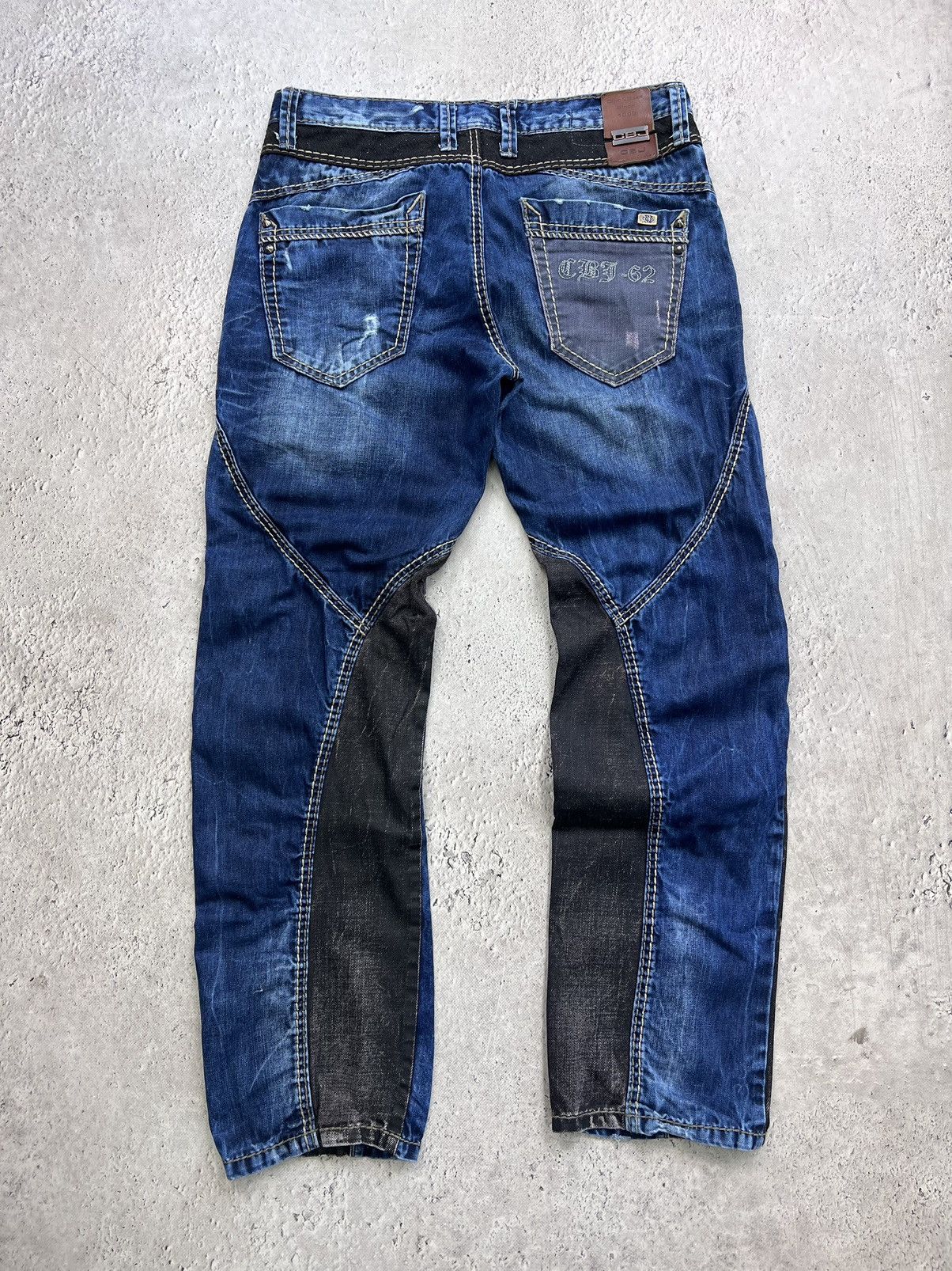 Hysteric Glamour × Japanese Brand # JUNYA WATANABE BALENCIAGA STYLE DISTRESSED JEANS Size US 32 / EU 48 - 12 Thumbnail