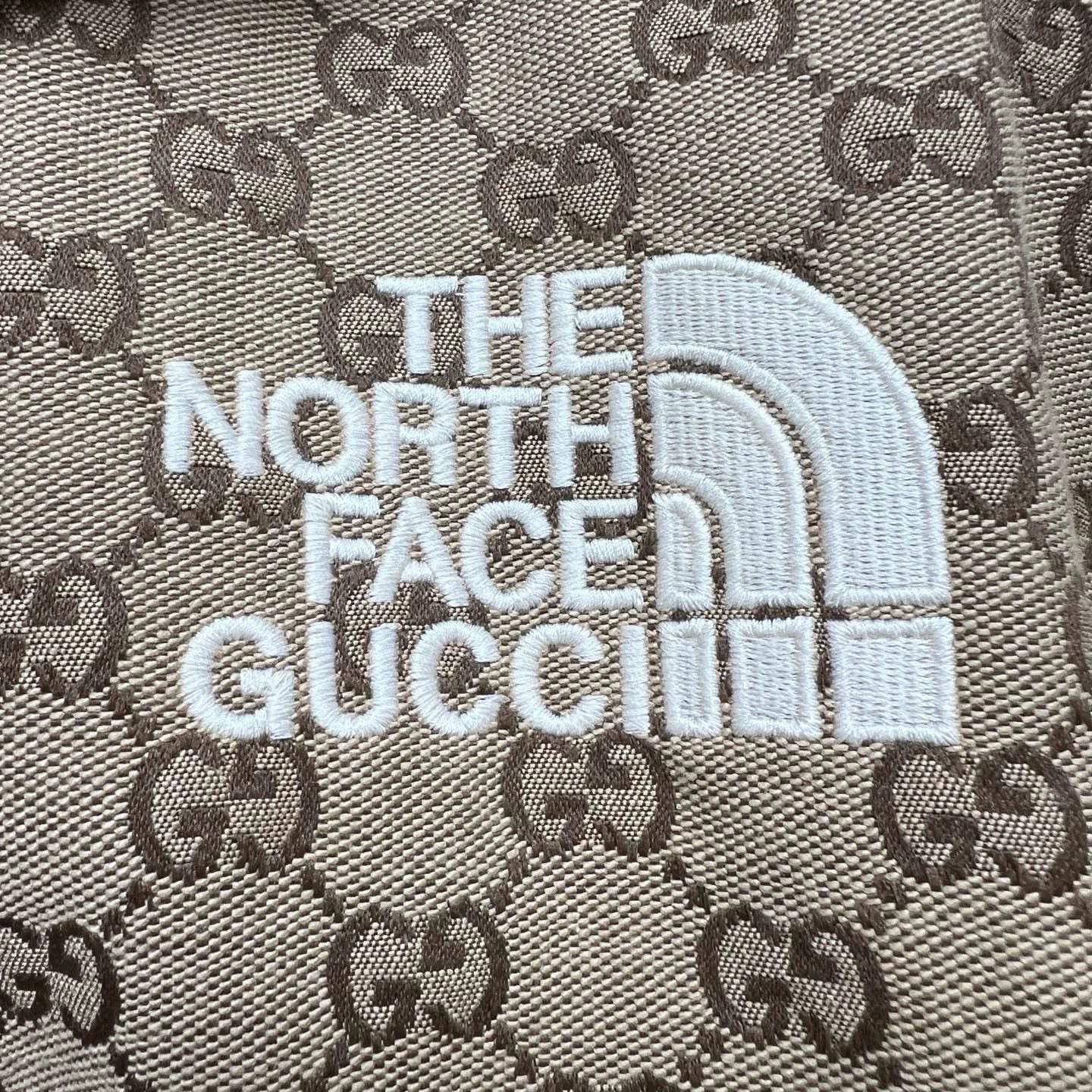 Gucci gucci x the north face fleece jacket Size US S / EU 44-46 / 1 - 5 Thumbnail
