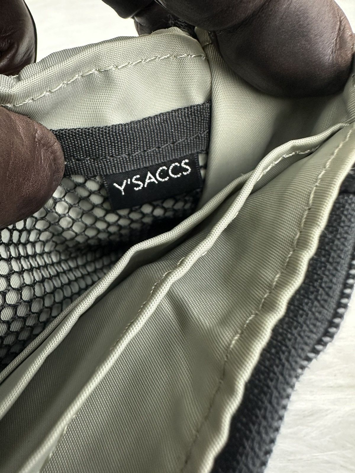 Japanese Brand × Yohji Yamamoto Yohji Yamamoto Y’saccs Sling wallet Bag Size ONE SIZE - 11 Thumbnail