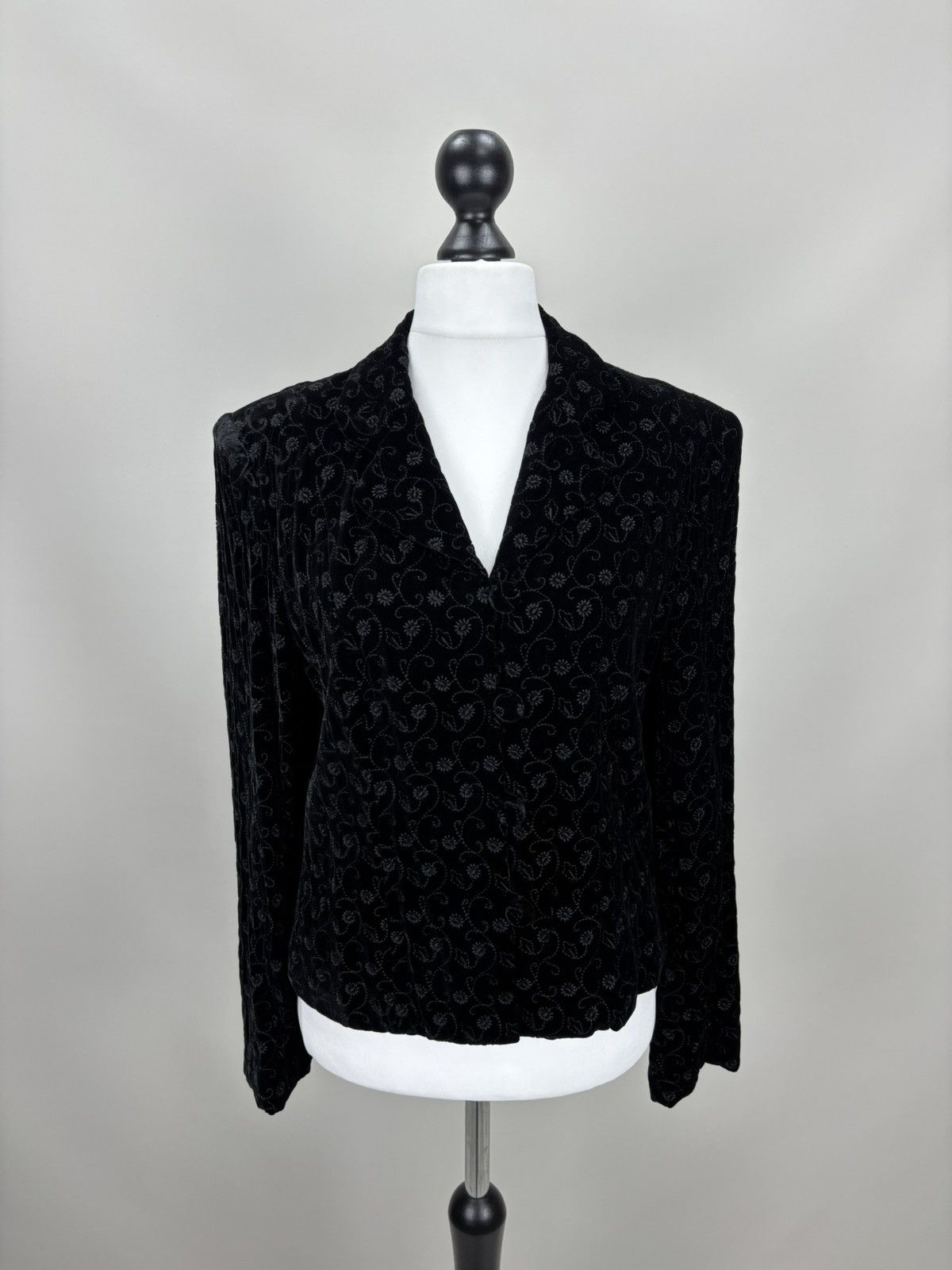 Laura Ashley Womens suit Laura Ashley Size 10 Color Black Size L / US 10 / IT 46 - 2 Thumbnail