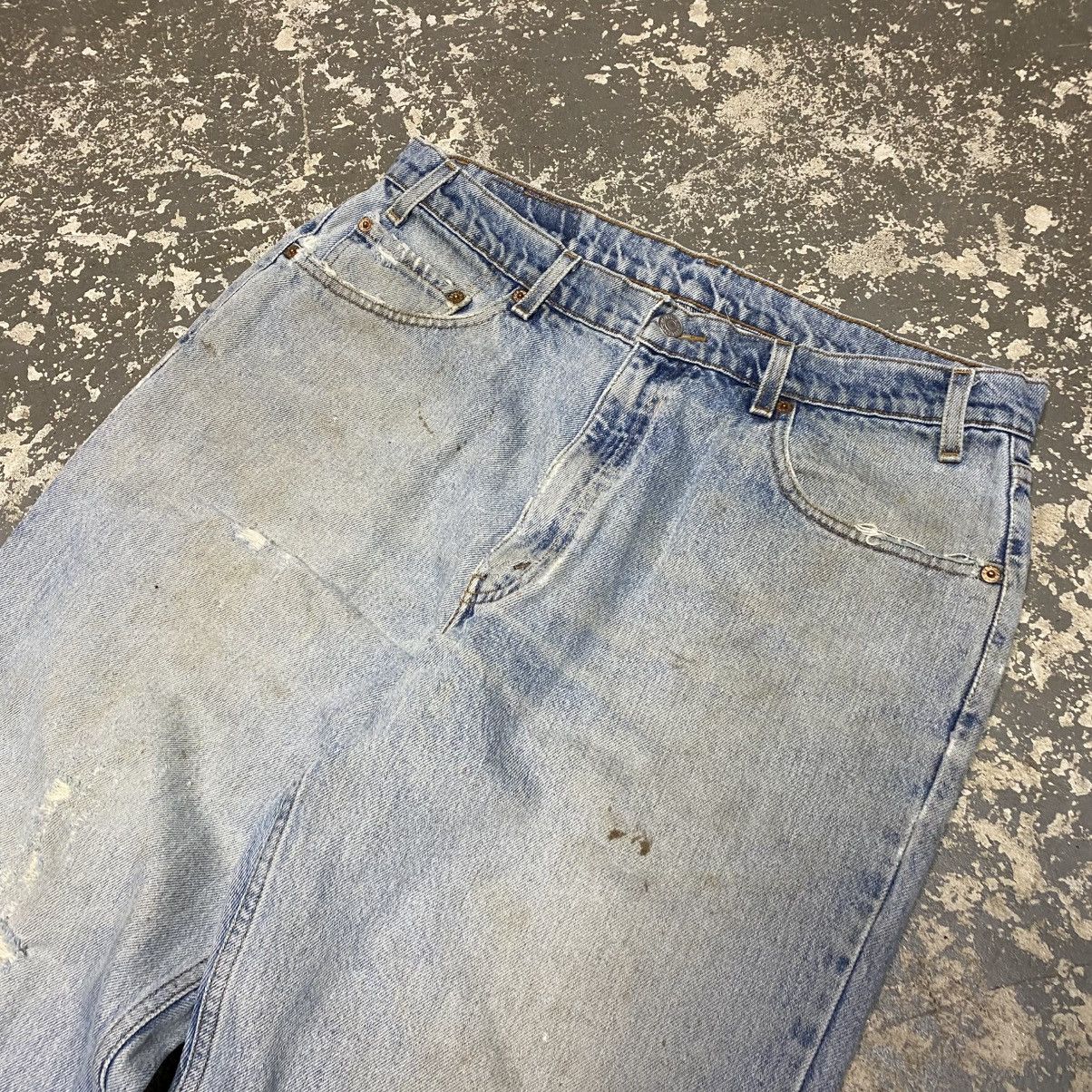 Japanese Brand × Levi's × Vintage Vintage Levi’s 550 Relaxed Fit Blue Light Wash Denim 90s Size US 35 - 9 Thumbnail