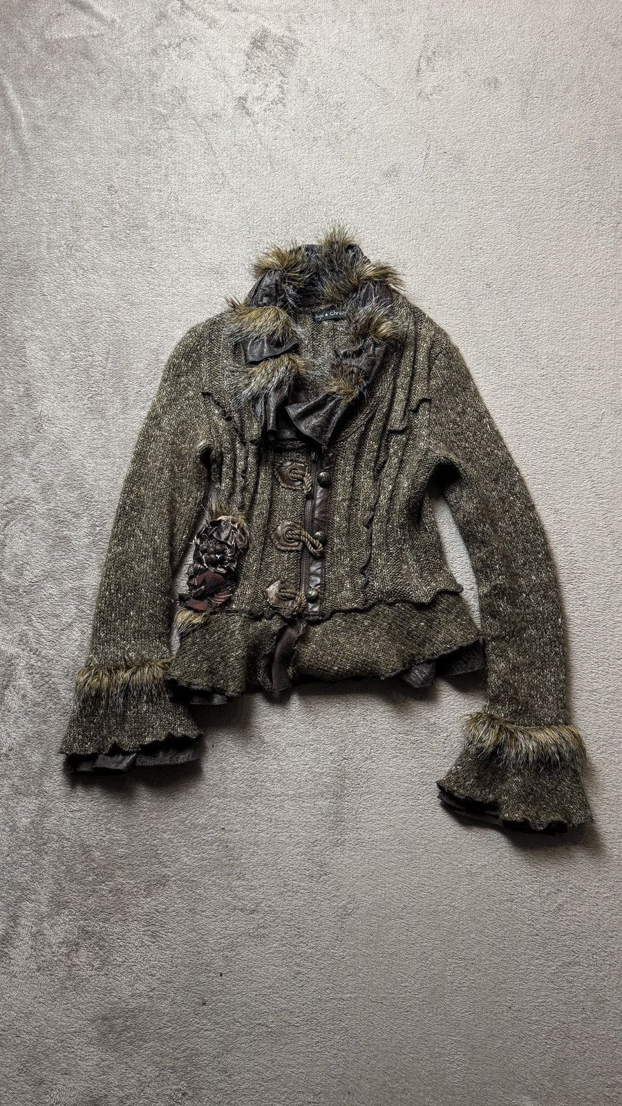 Hysteric Glamour Gothic Zone Bleue Style Japan Sweater Faux Fur LGB Vibe Size M / US 6-8 / IT 42-44 - 1 Thumbnail
