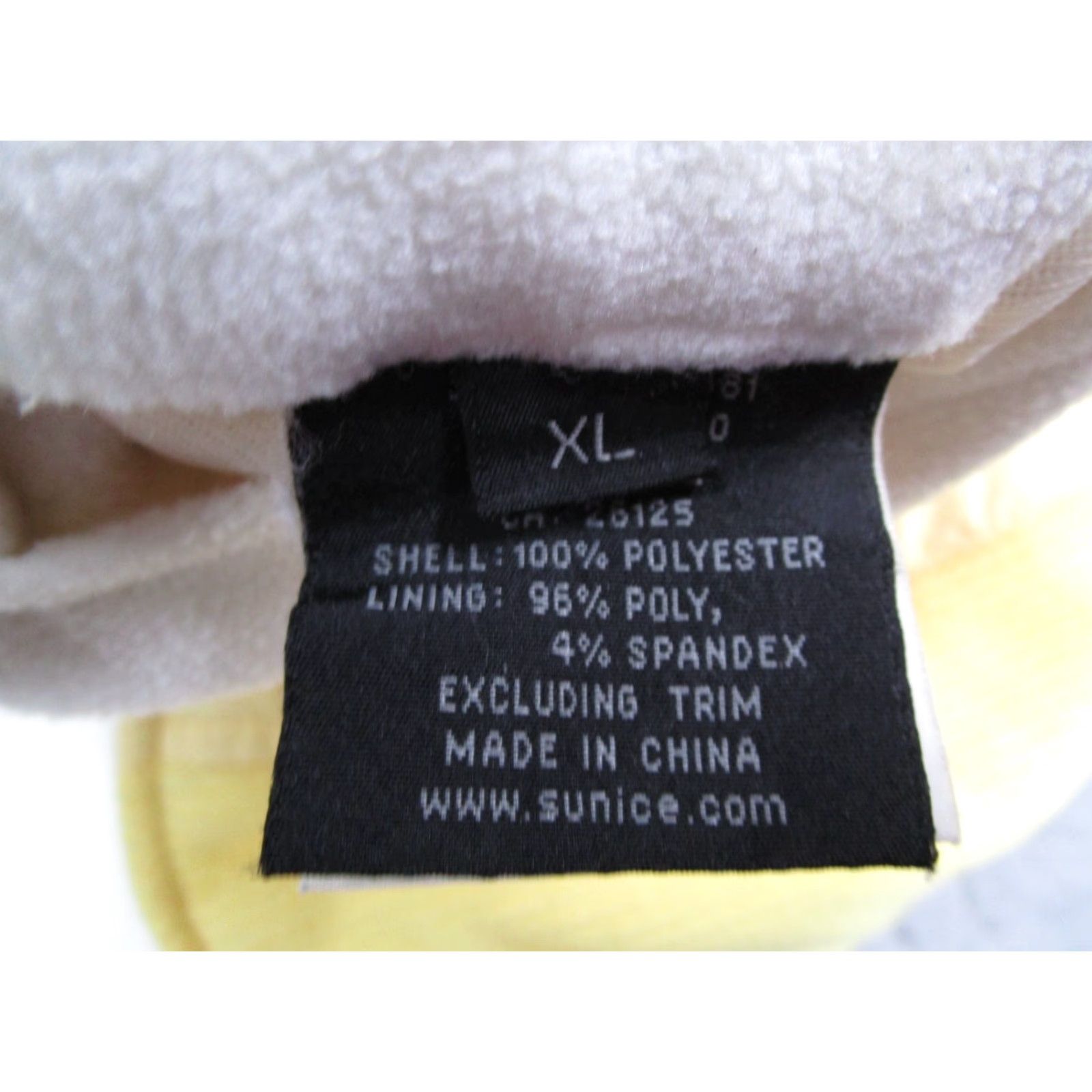 Whistles VINTAGE Sunice Vest Women XL Yellow Reversible Full Zip Puffer Jacket 90s Outdoor Whistler Golf Club Embroidered Womens XL Size XL / US 12-14 / IT 48-50 - 5 Thumbnail