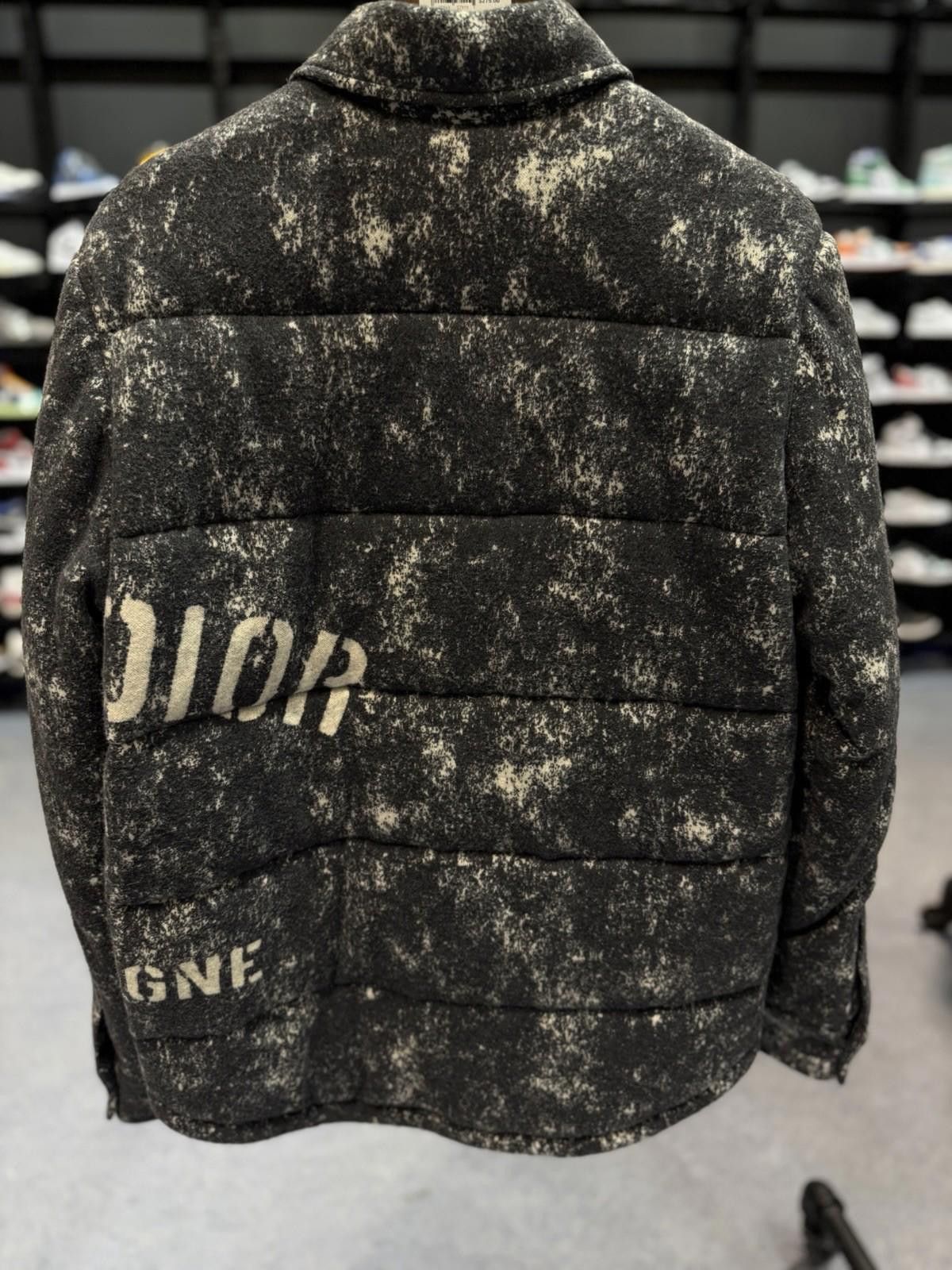 Dior Dior Grey Snowflake Logo Puffer Jacket Size Small $2050 Size US S / EU 44-46 / 1 - 3 Thumbnail
